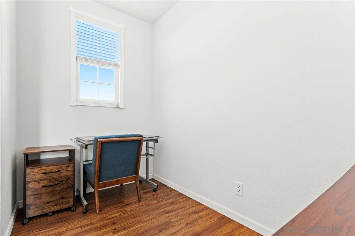 Photo #10: 2600372 Listing: Photo #10