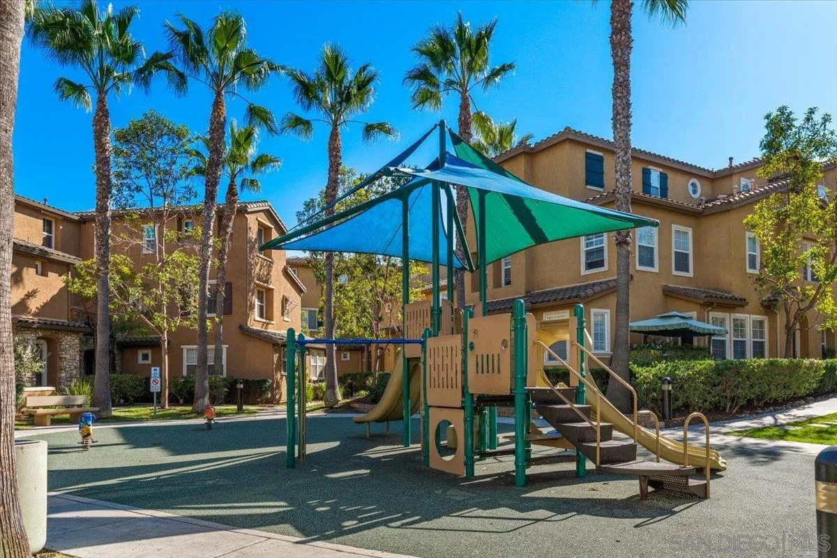 Photo #21: 2600372 Listing: Photo #21