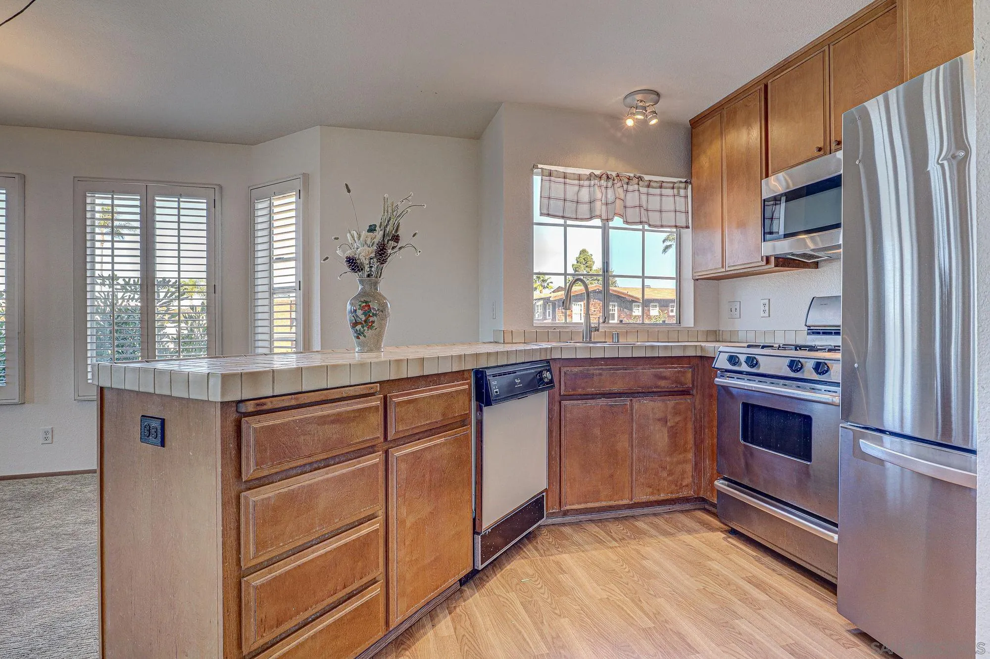 https://cdn.realtyfeed.com/cdn/127/2600374/47c6458b75bde7d8c88e001d1ee864ad.webp