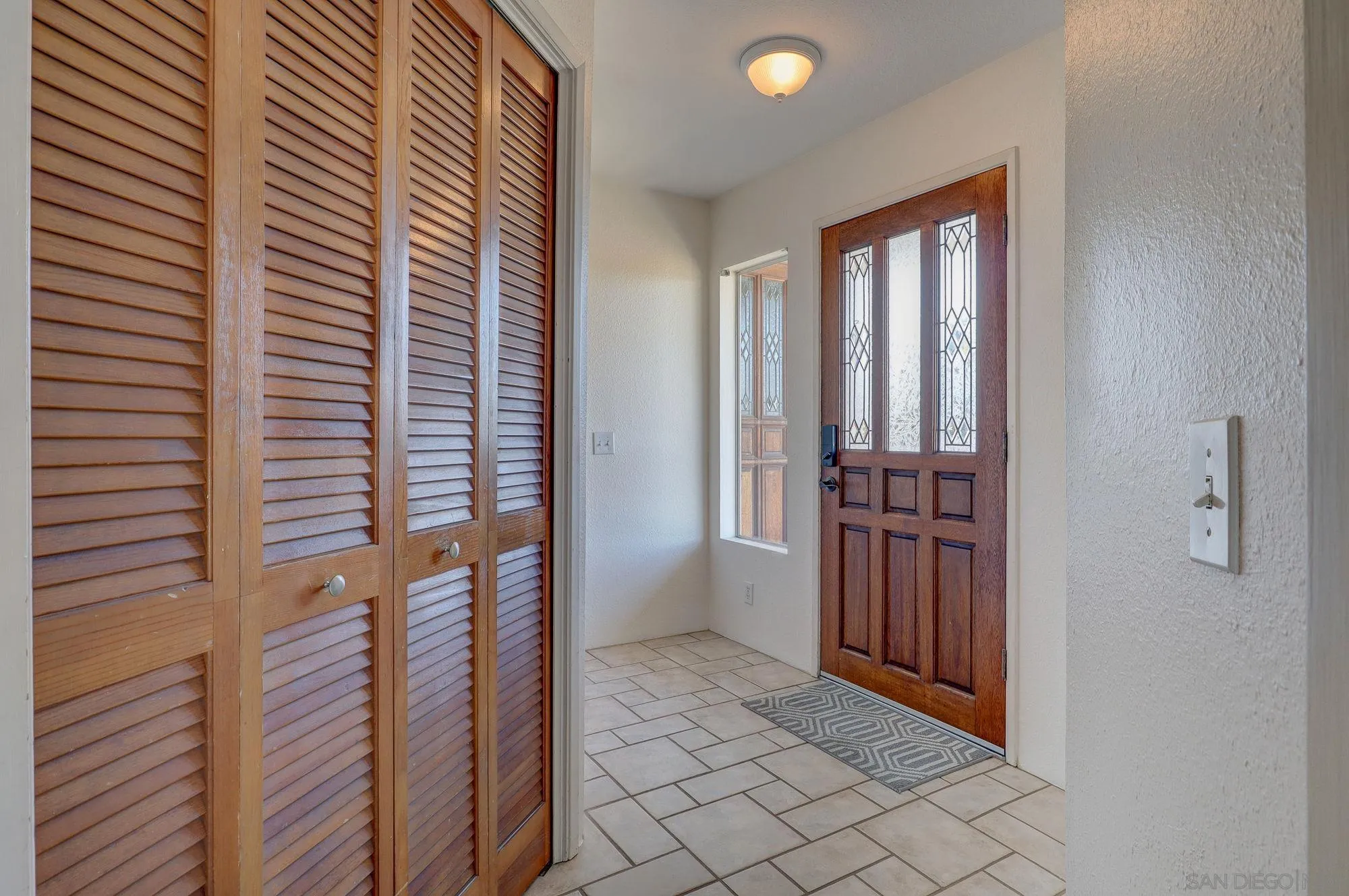 https://cdn.realtyfeed.com/cdn/127/2600374/6ea105a9b877758b38e9b86d0579719a.webp