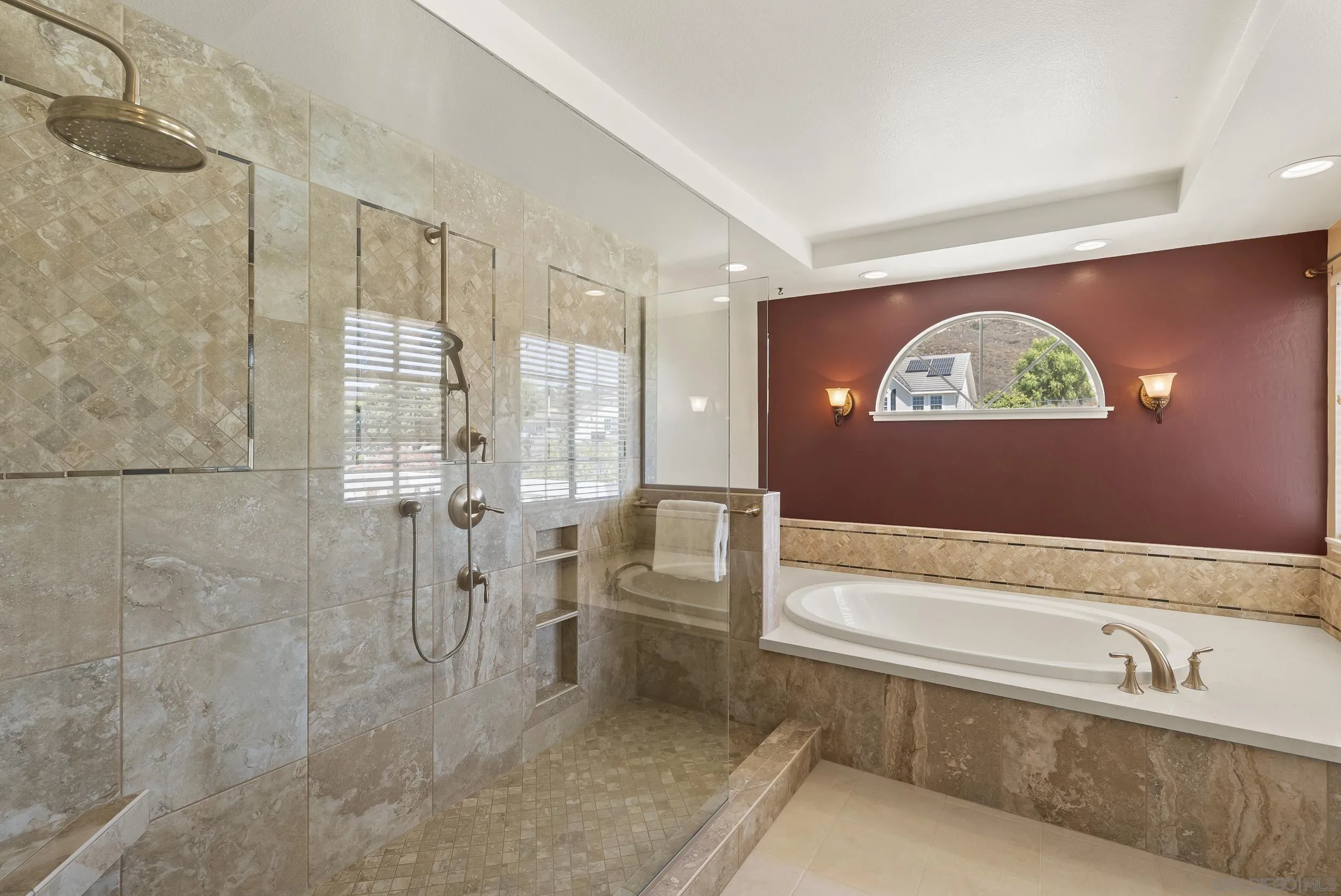 https://cdn.realtyfeed.com/cdn/127/2600380/818dd76c5520975d581336ec1e1742cb.webp