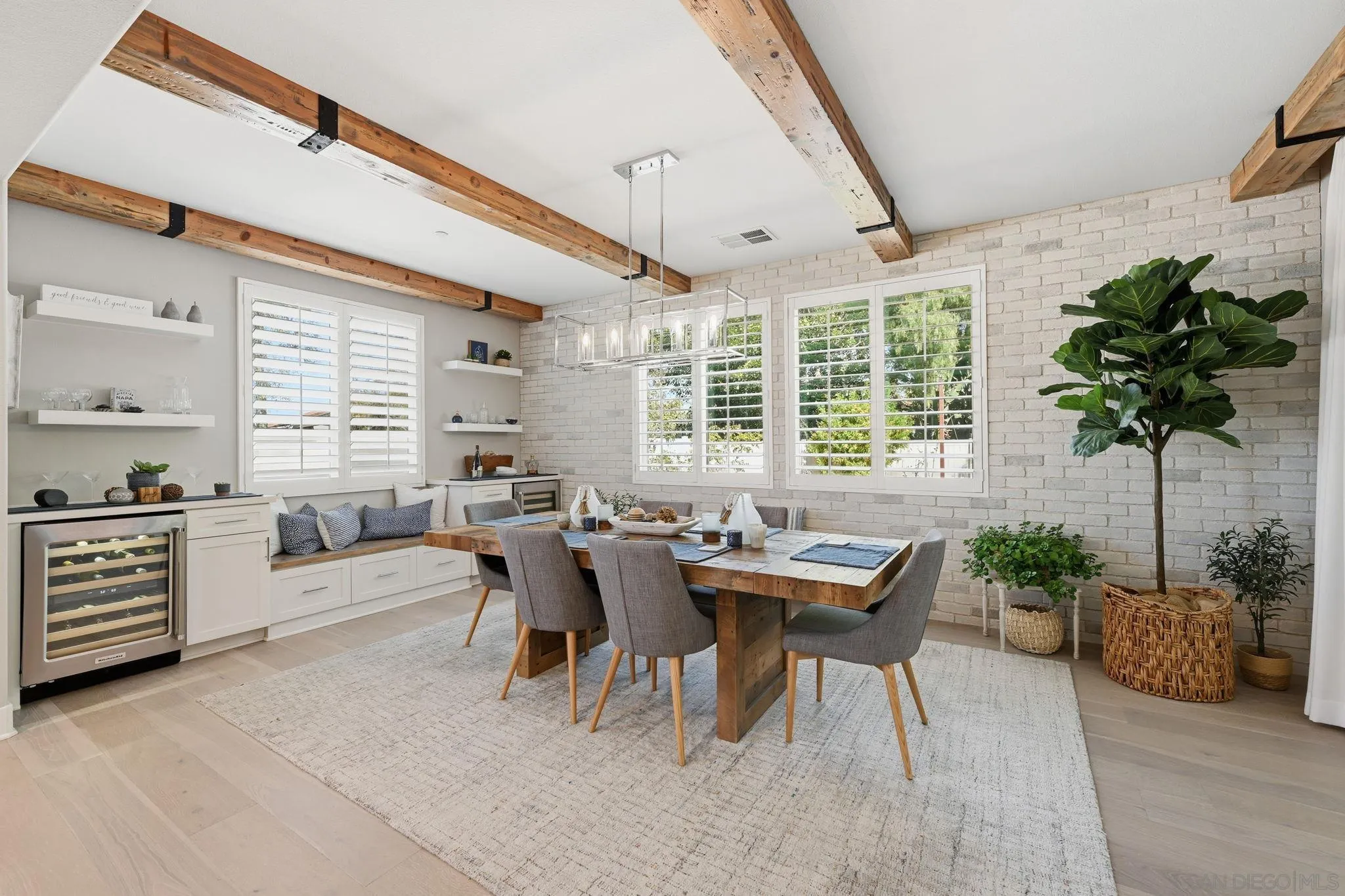 https://cdn.realtyfeed.com/cdn/127/2600381/109e18beae7553bad70597a580a8385f.webp