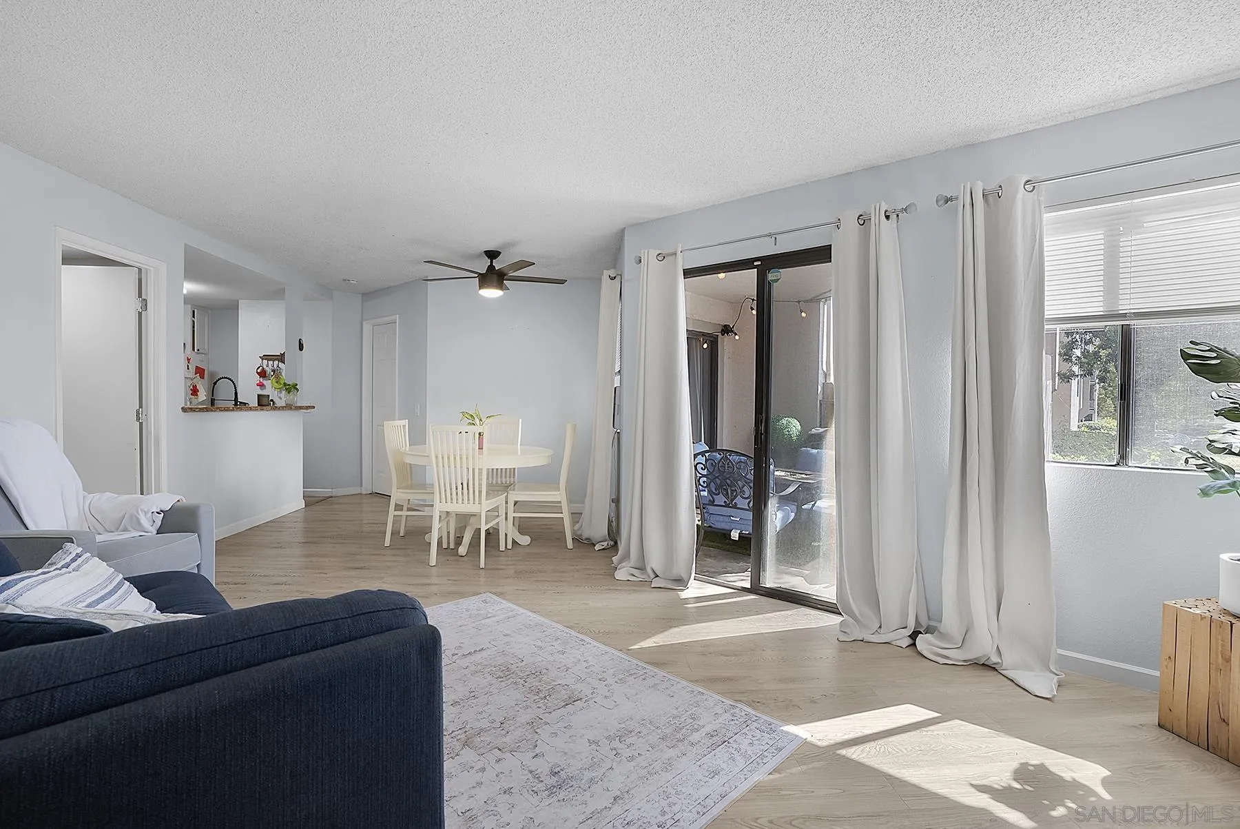 https://cdn.realtyfeed.com/cdn/127/2600384/970bd717a39345d052179ede6baf5a6c.webp