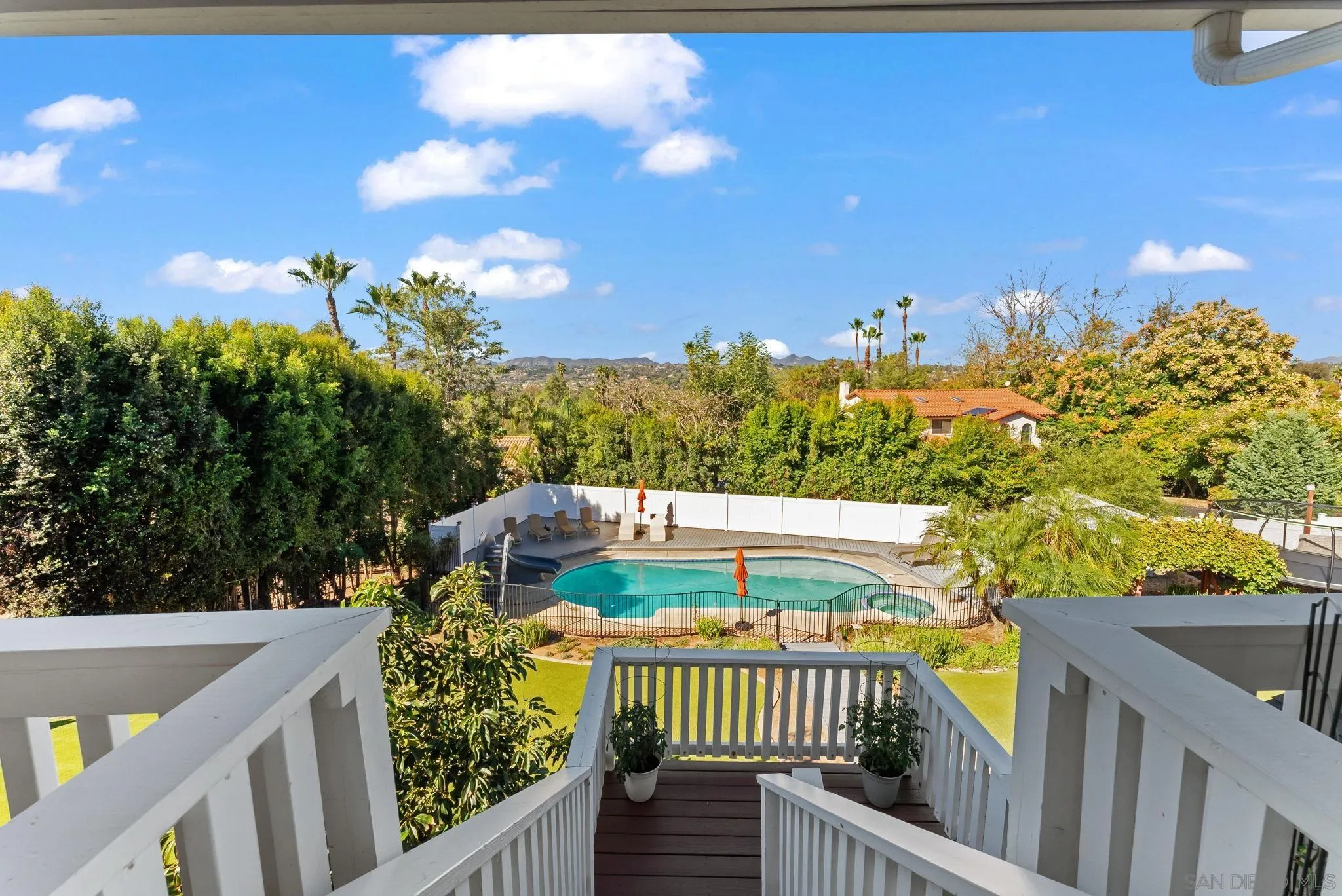 https://cdn.realtyfeed.com/cdn/127/2600385/36618bd601c55f55c4ed4c26e508341c.webp