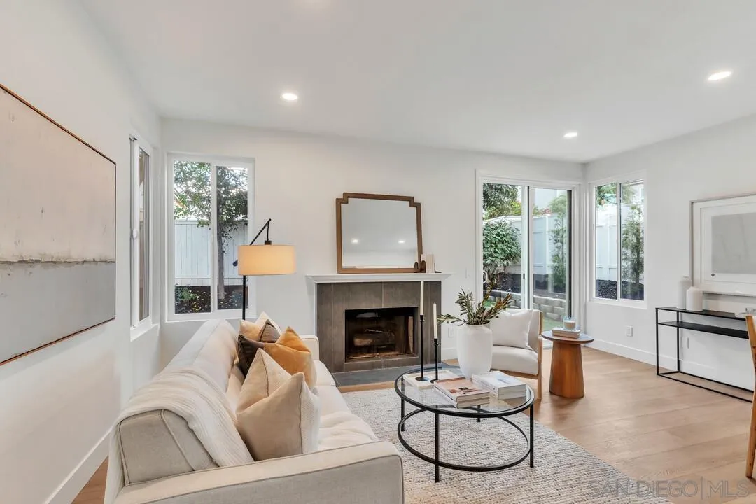 12169 Via San Loreno, San Diego, CA, 92128