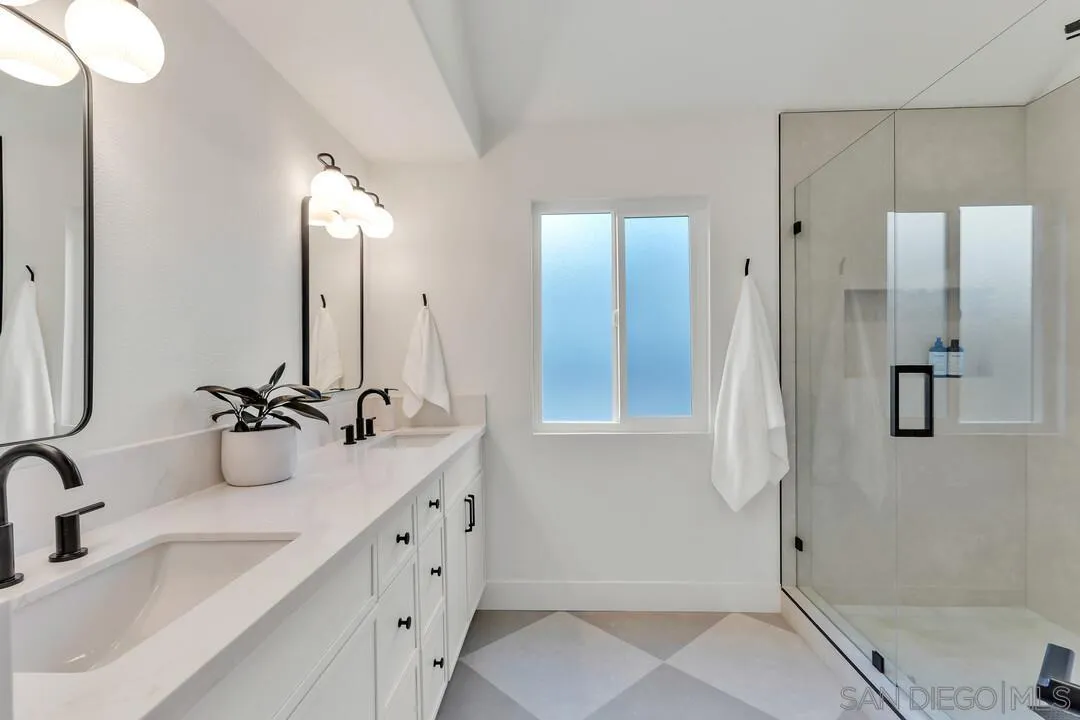 12169 Via San Loreno, San Diego, CA, 92128