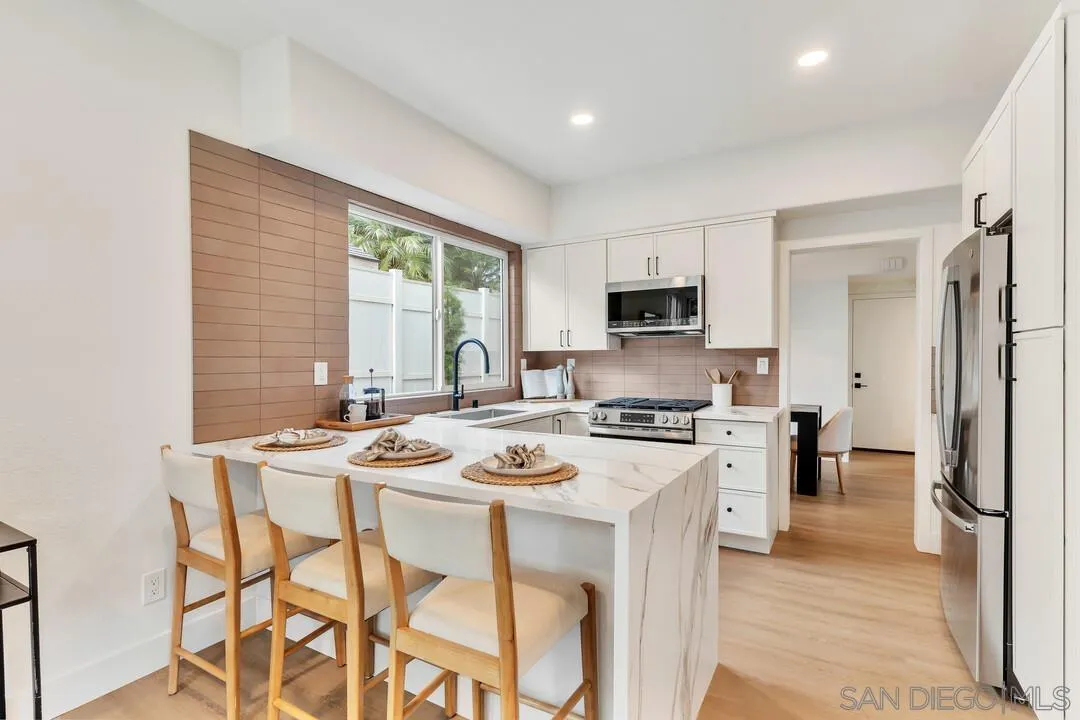 12169 Via San Loreno, San Diego, CA, 92128