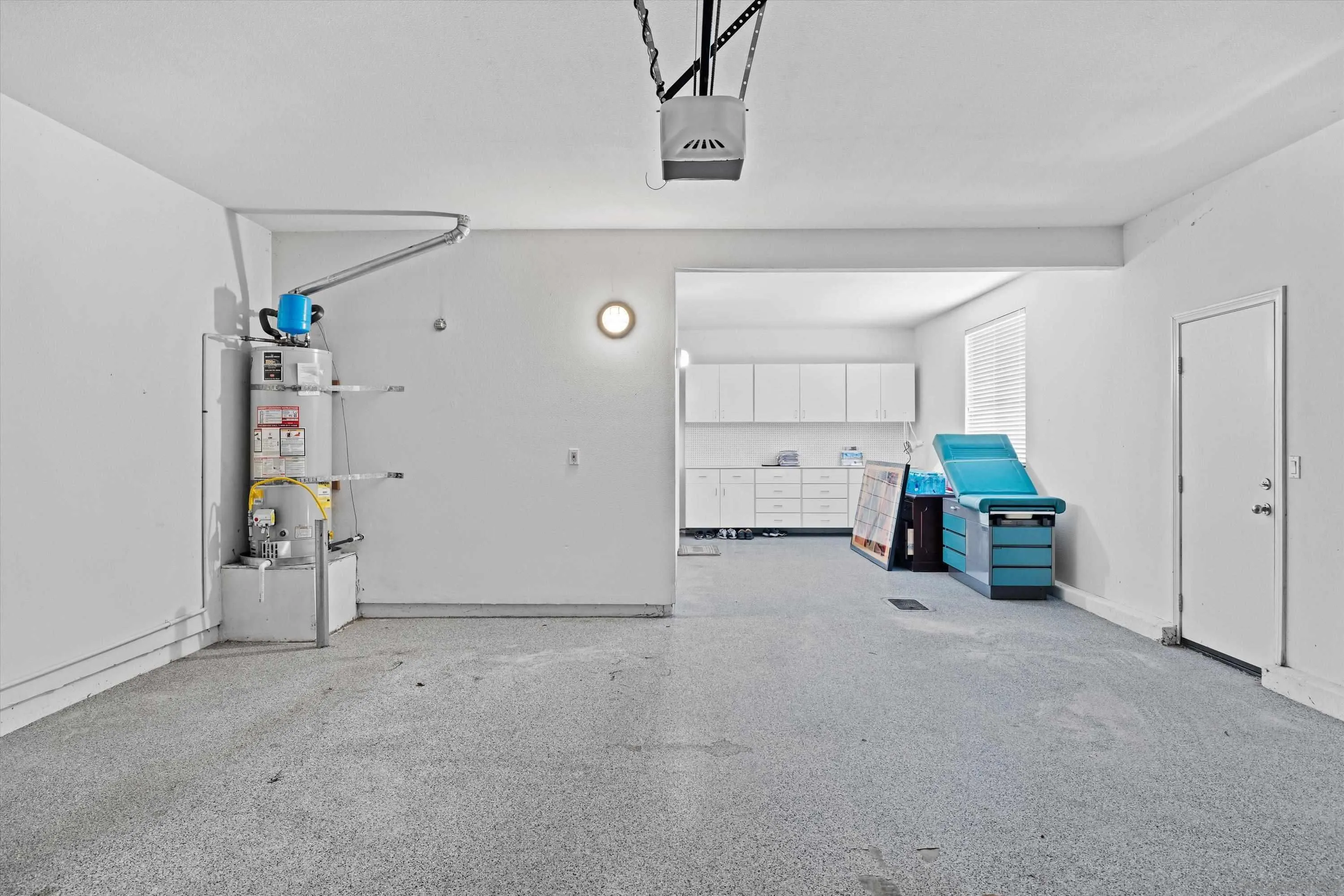 https://cdn.realtyfeed.com/cdn/127/2600392/0da3cc43cf11937c40e24ba60f5e2032.webp
