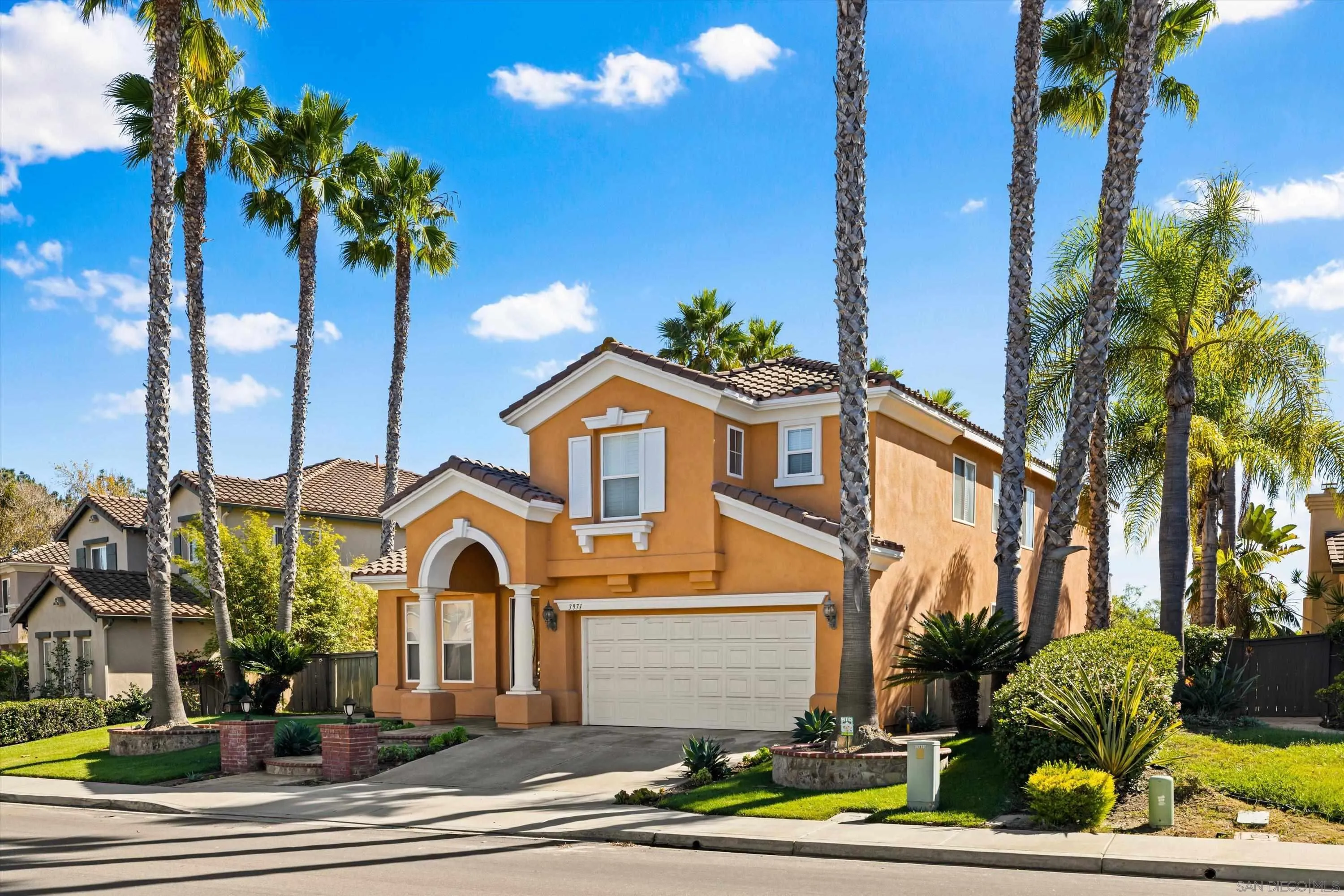 https://cdn.realtyfeed.com/cdn/127/2600392/d1af25871fb805ed541a1b6d88c8b5f8.webp
