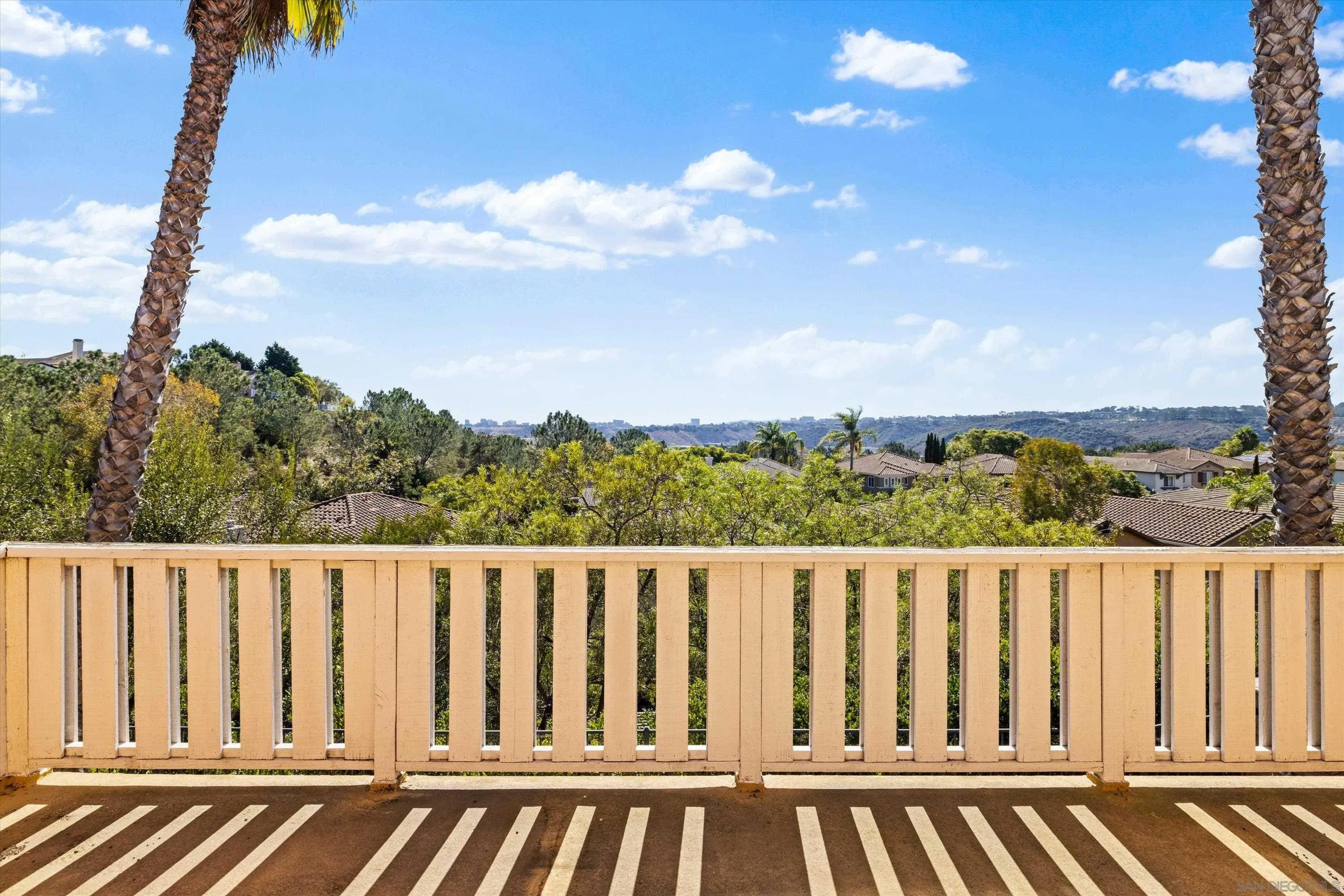 https://cdn.realtyfeed.com/cdn/127/2600392/d84bbf3350a1831b841e0ad45aa88eae.webp