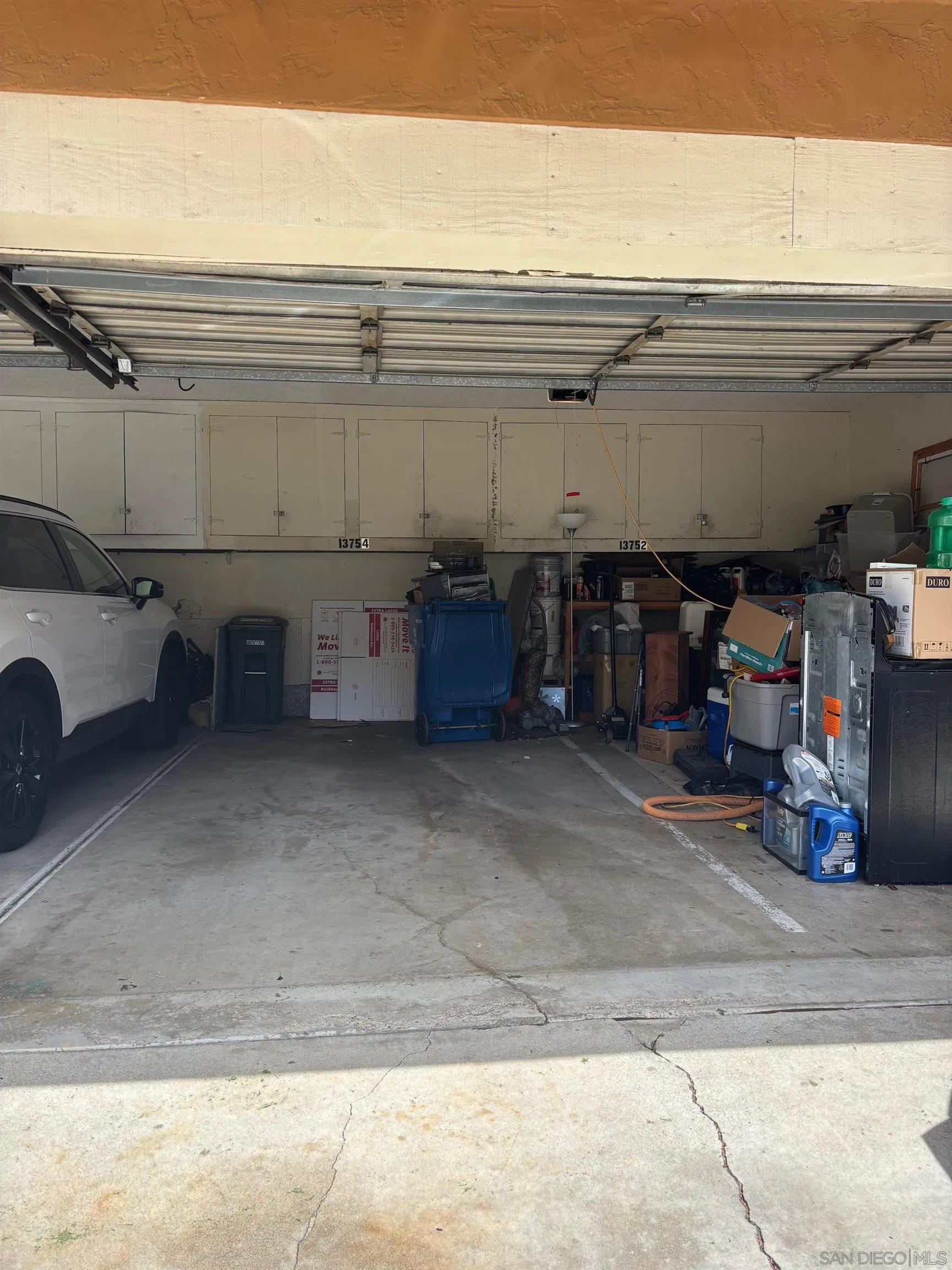 Photo #15: 2600394 Listing: Photo #15