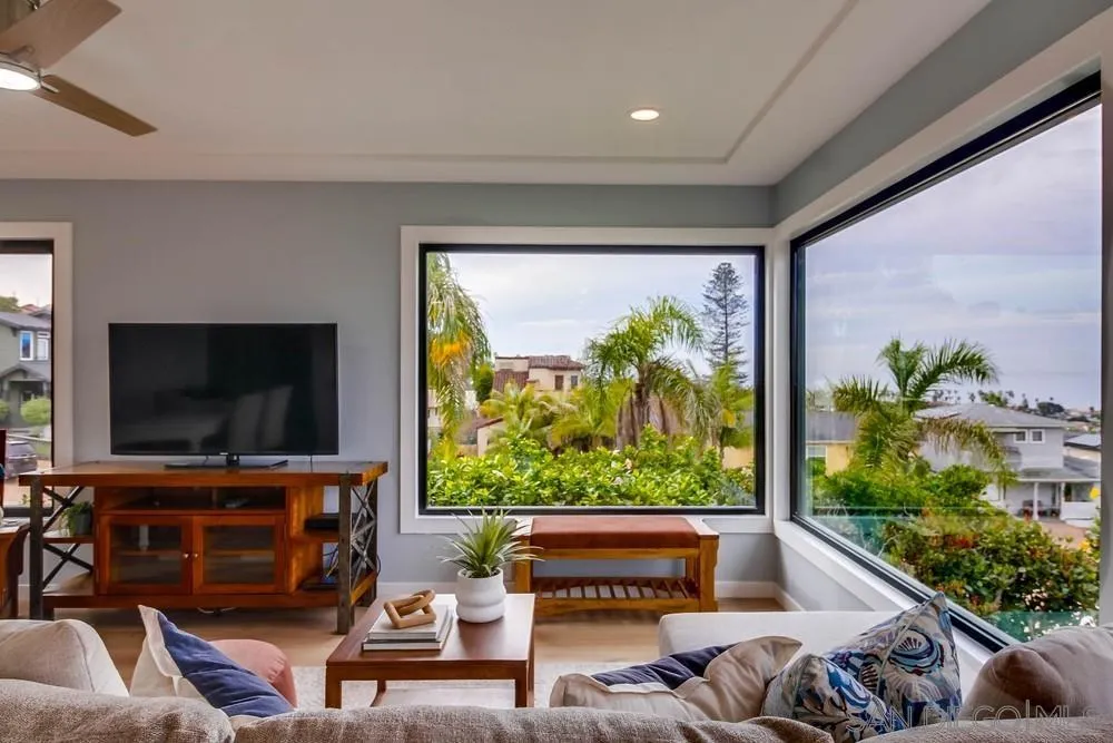 https://cdn.realtyfeed.com/cdn/127/2600396/a00c703f06479c4595f7e75a811e938f.webp