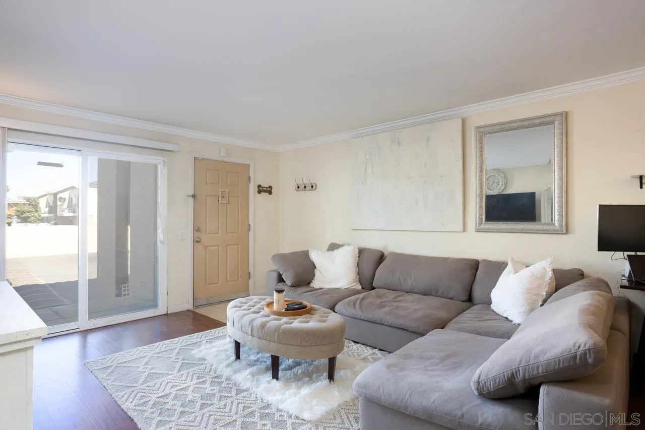 Photo #4: 2600399 Listing: Photo #4