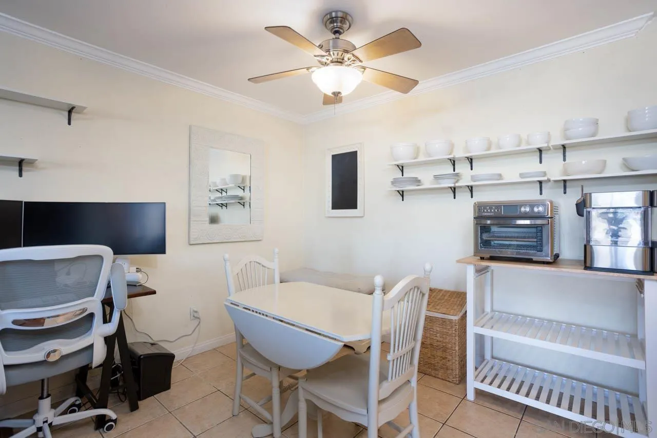 Photo #8: 2600399 Listing: Photo #8