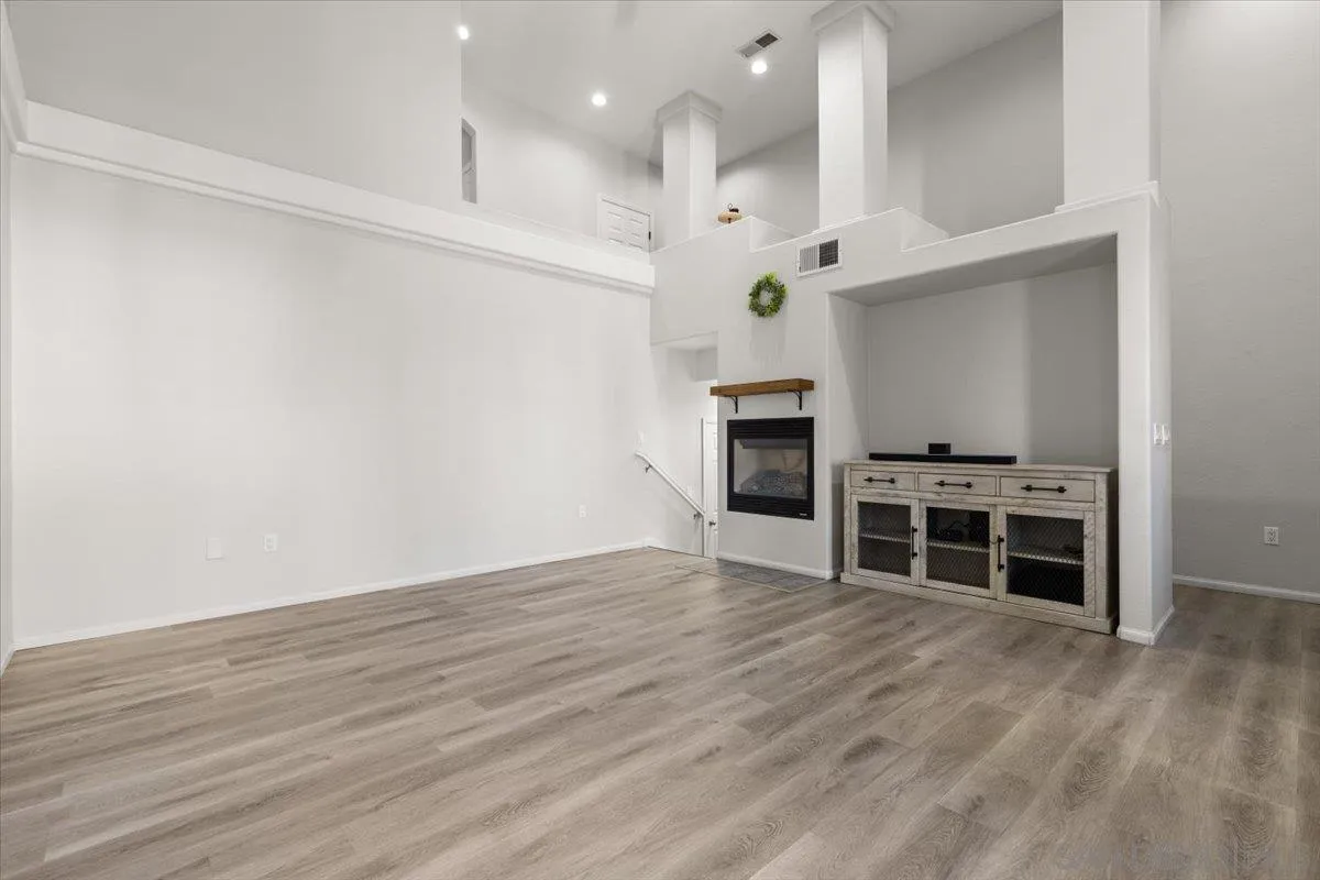 Photo #6: 2600401 Listing: Photo #6