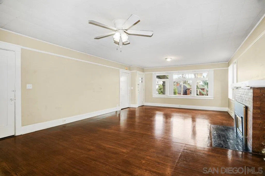 3574 4th Ave. (-80), San Diego, CA, 92103
