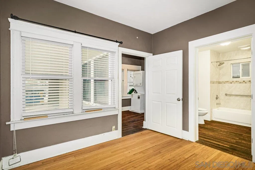 3574 4th Ave. (-80), San Diego, CA, 92103
