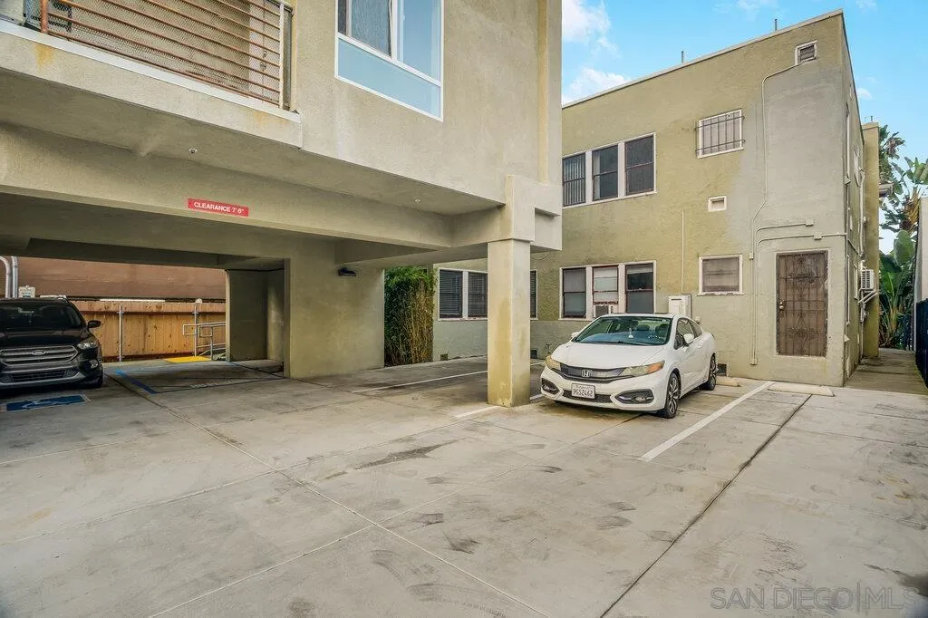 3574 4th Ave. (-80), San Diego, CA, 92103