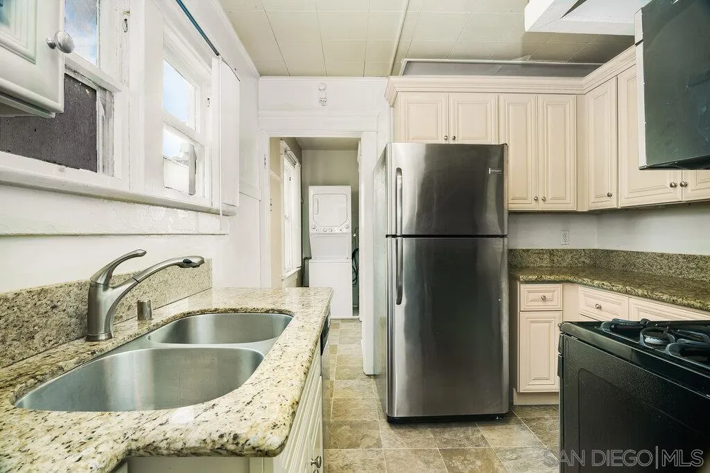 3574 4th Ave. (-80), San Diego, CA, 92103