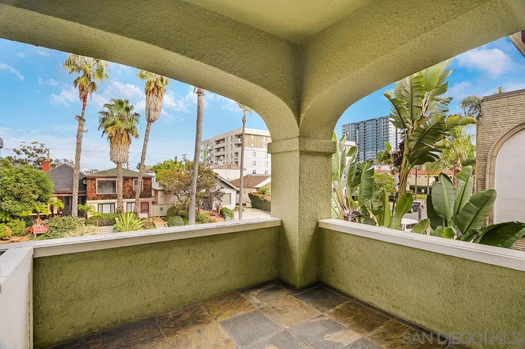 3574 4th Ave. (-80), San Diego, CA, 92103