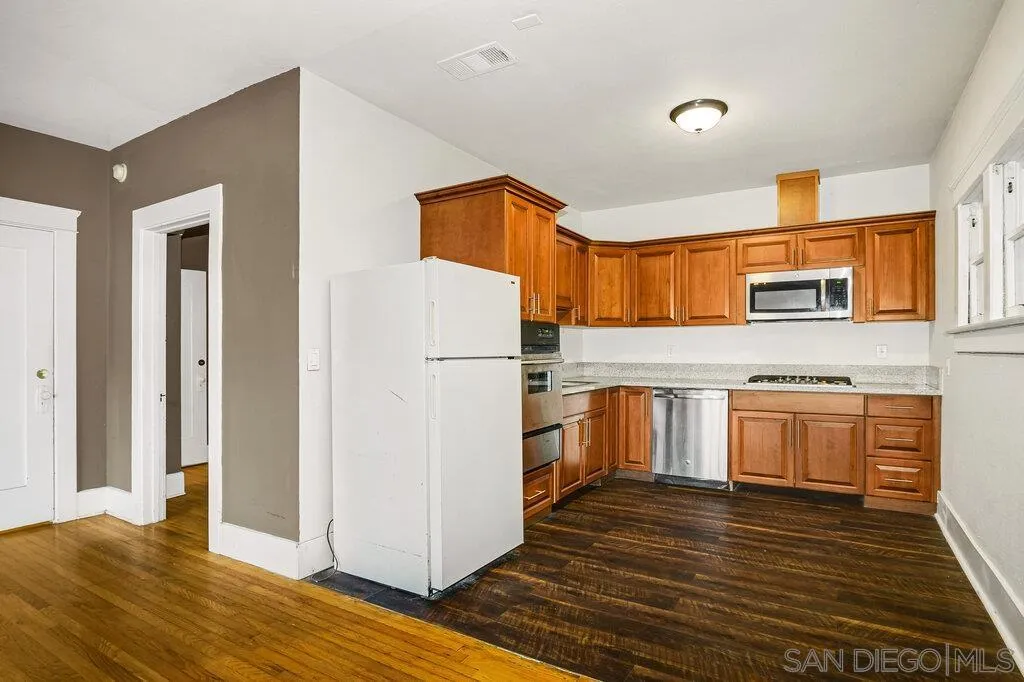 3574 4th Ave. (-80), San Diego, CA, 92103
