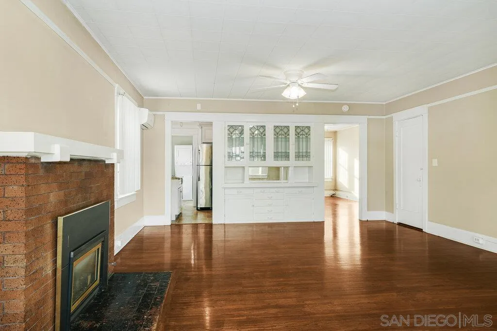 3574 4th Ave. (-80), San Diego, CA, 92103