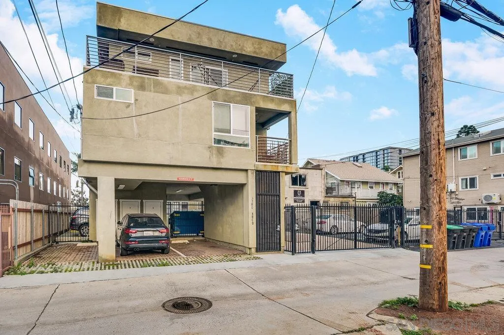 3574 4th Ave. (-80), San Diego, CA, 92103