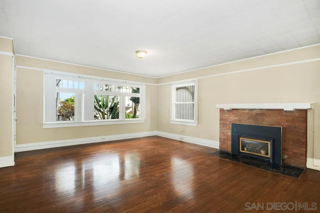 3574 4th Ave. (-80), San Diego, CA, 92103