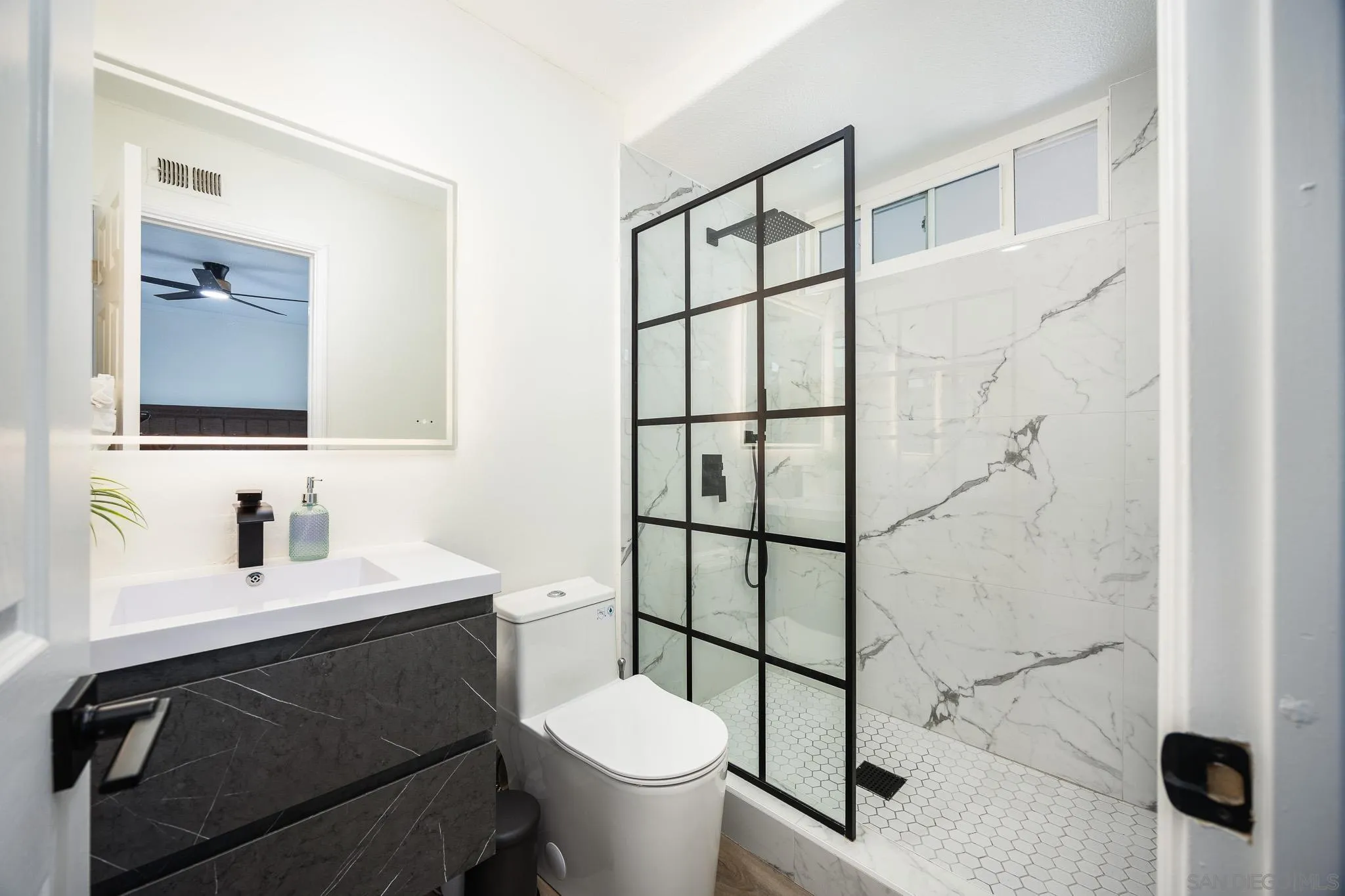 https://cdn.realtyfeed.com/cdn/127/2600404/73955d8666b6647e3c1ea329a925db25.webp
