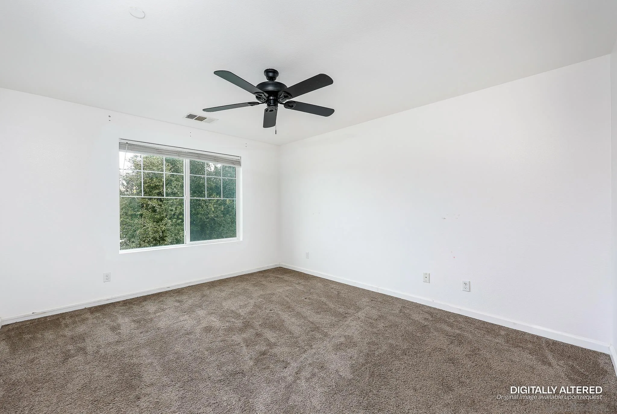 Photo #14: 2600405 Listing: Photo #14