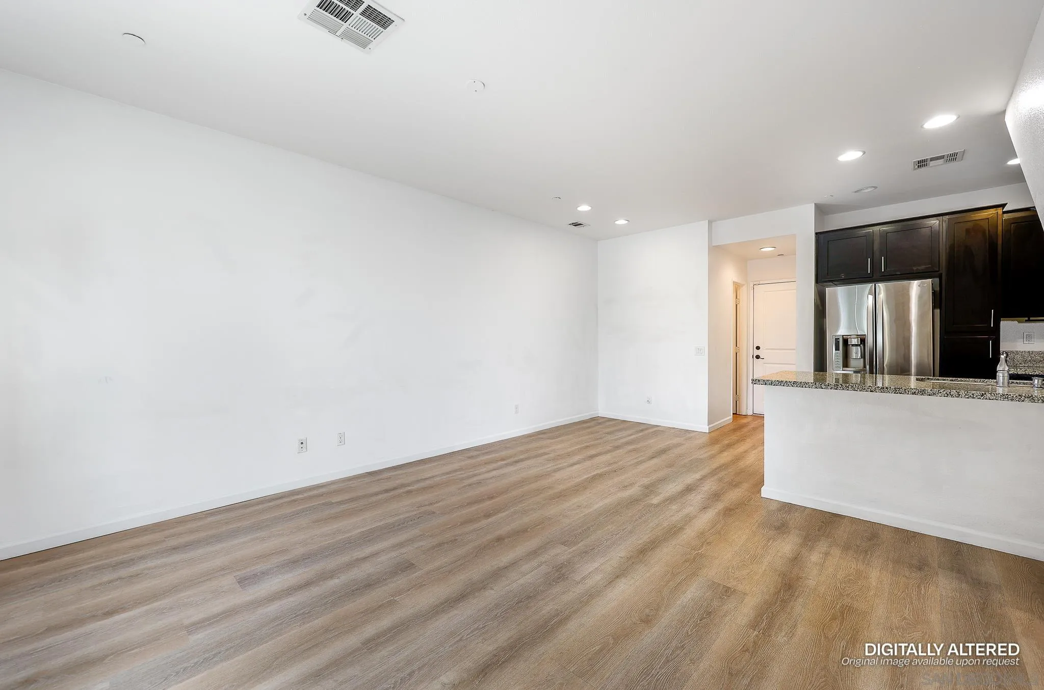 Photo #5: 2600405 Listing: Photo #5