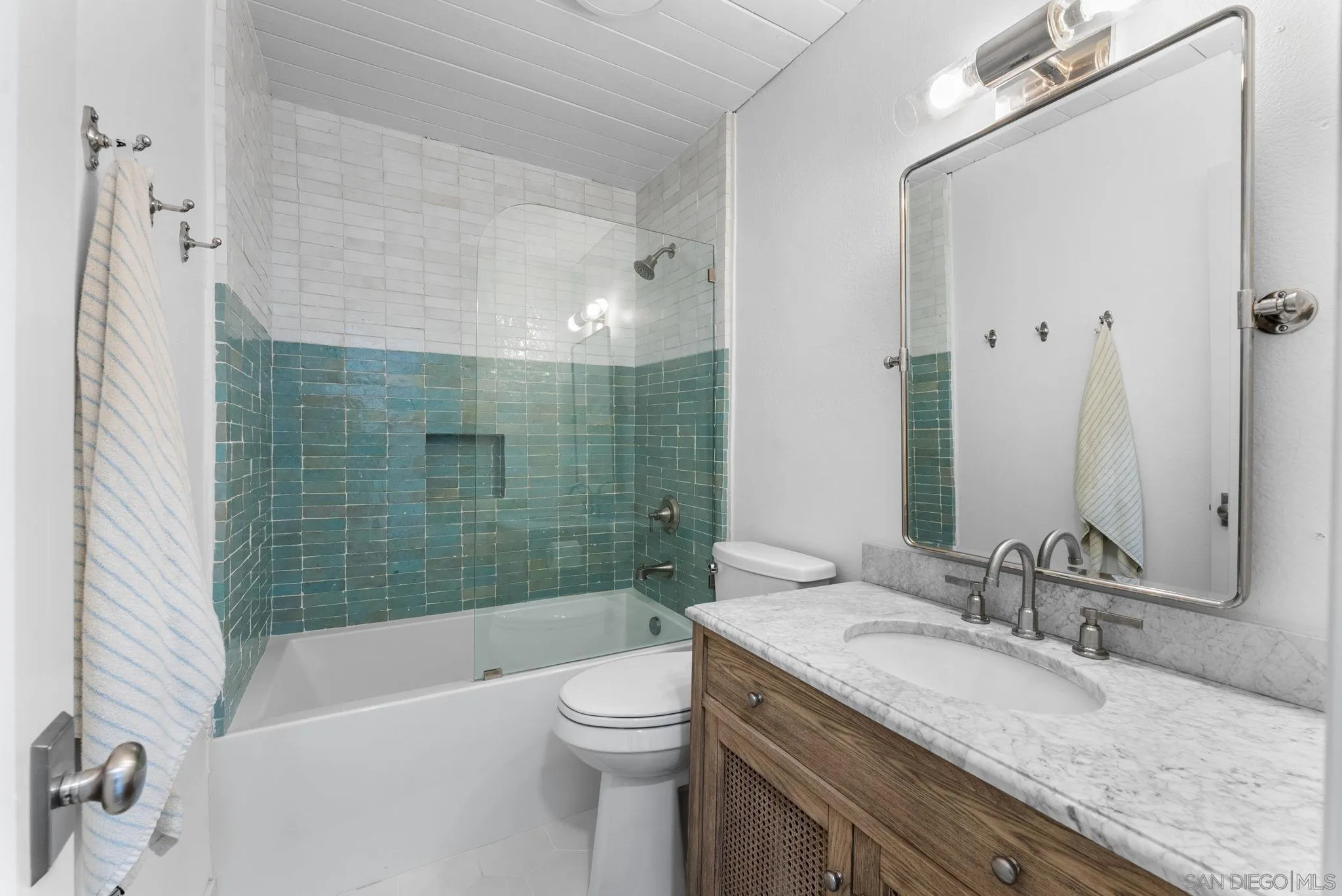 Photo #19: 2600406 Listing: Photo #19