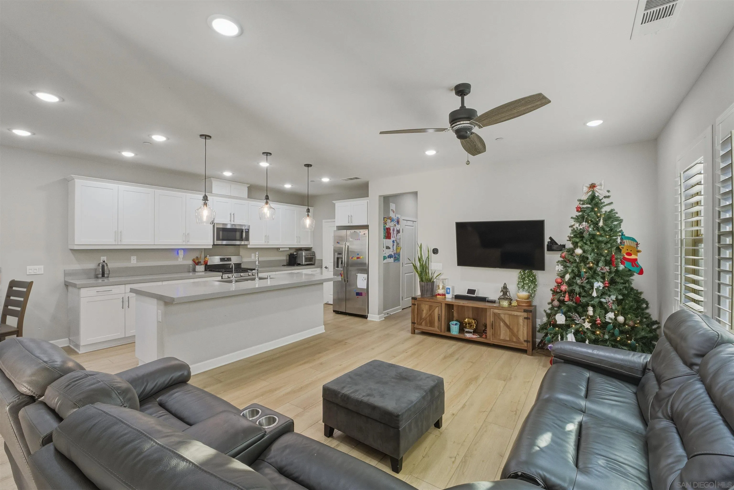 Photo #6: 2600409 Listing: Photo #6