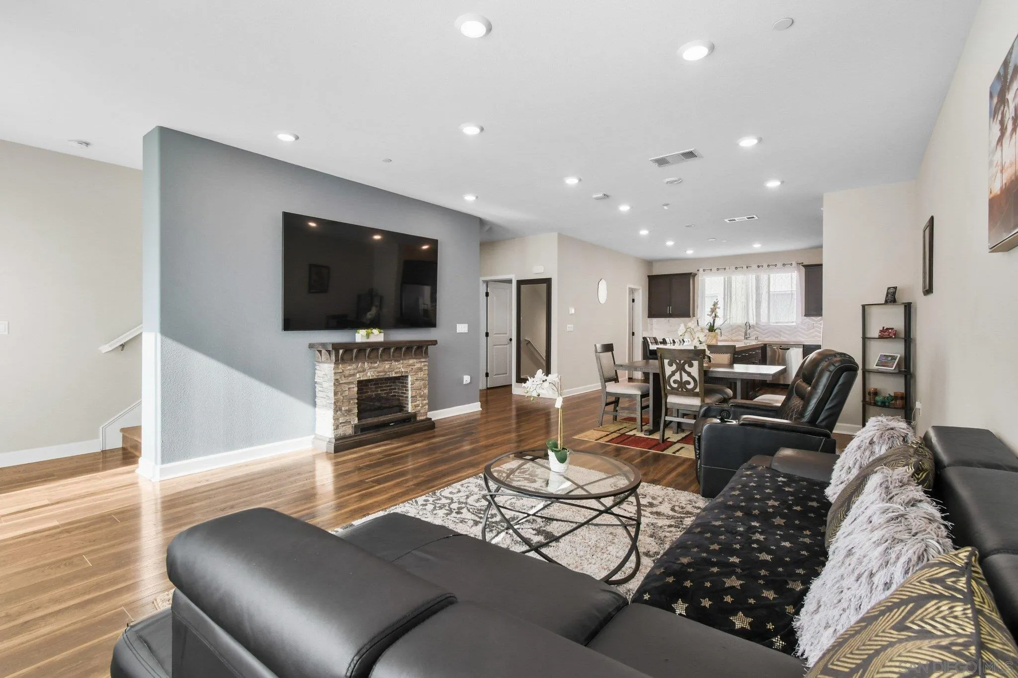 Photo #9: 2600414 Listing: Photo #9