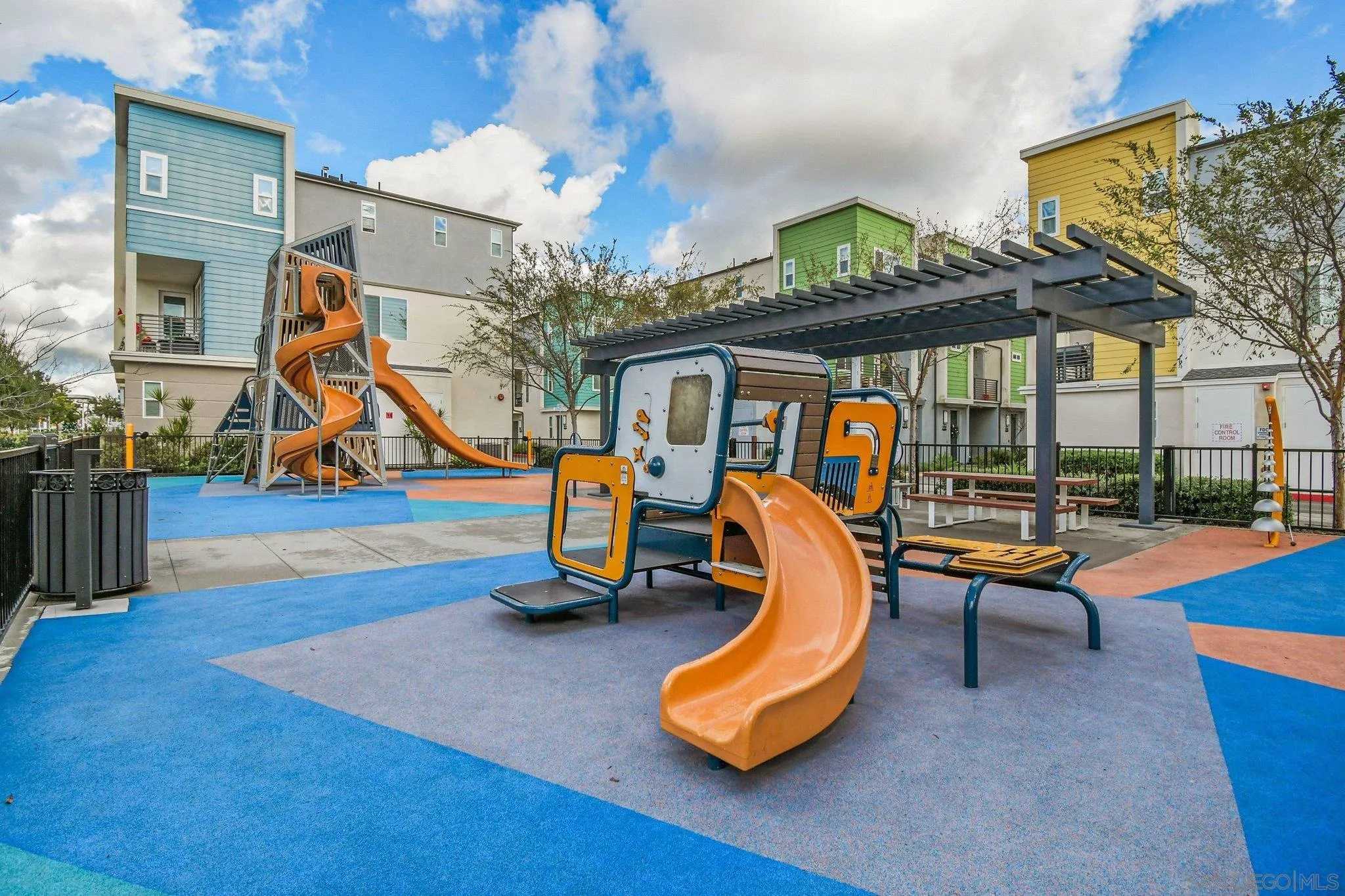 Photo #40: 2600414 Listing: Photo #40