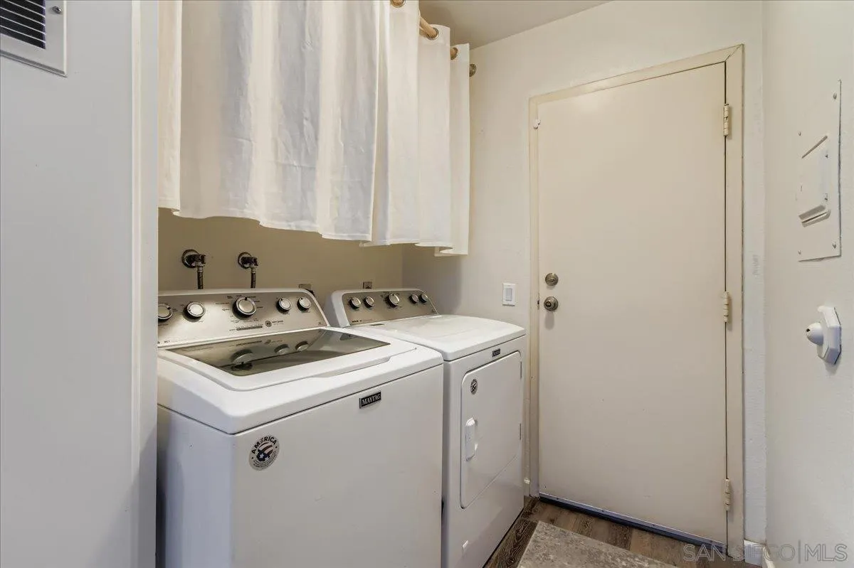 Photo #15: 2600416 Listing: Photo #15