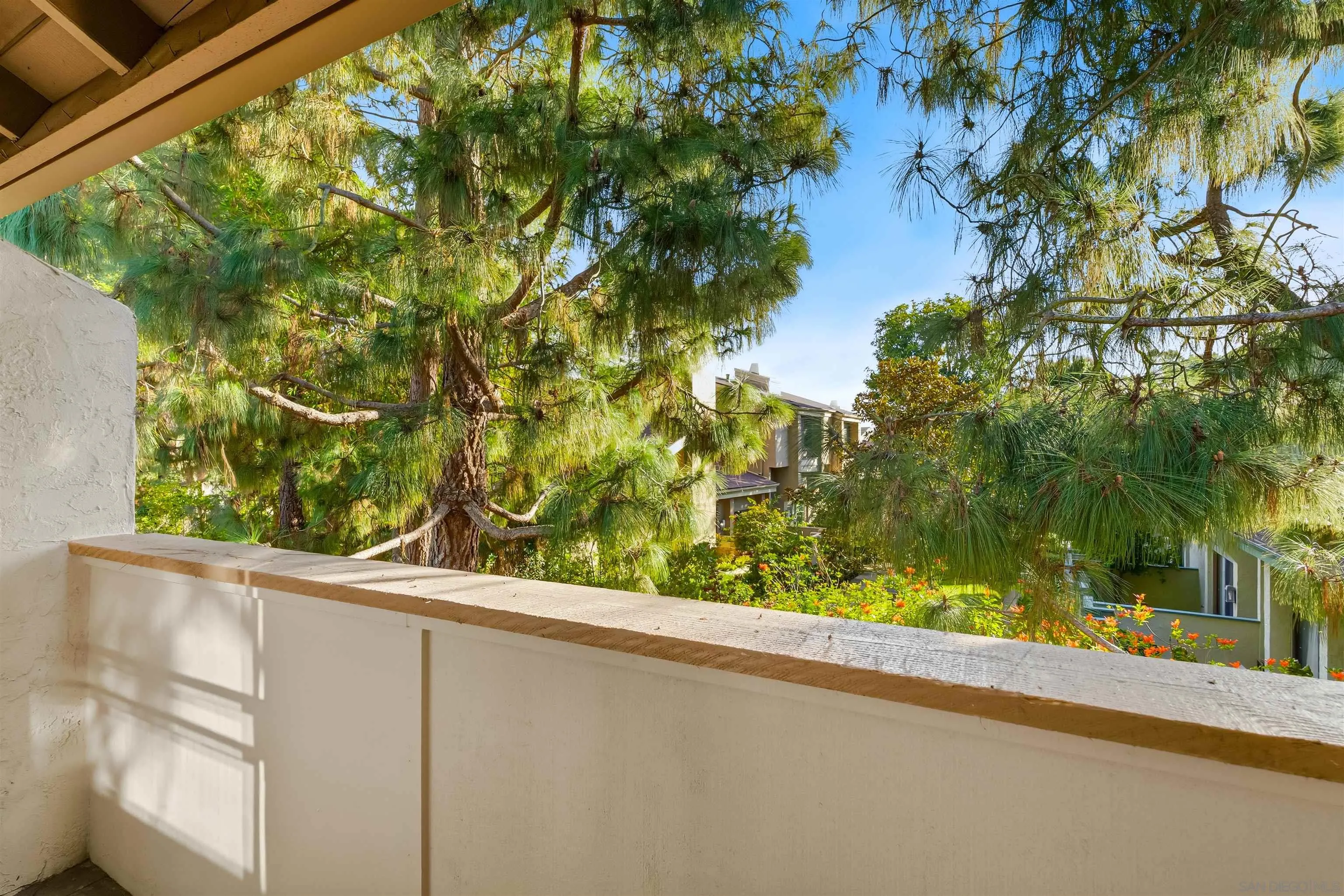 https://cdn.realtyfeed.com/cdn/127/2600420/14b487947d39c42b94199a932f54eeb0.webp