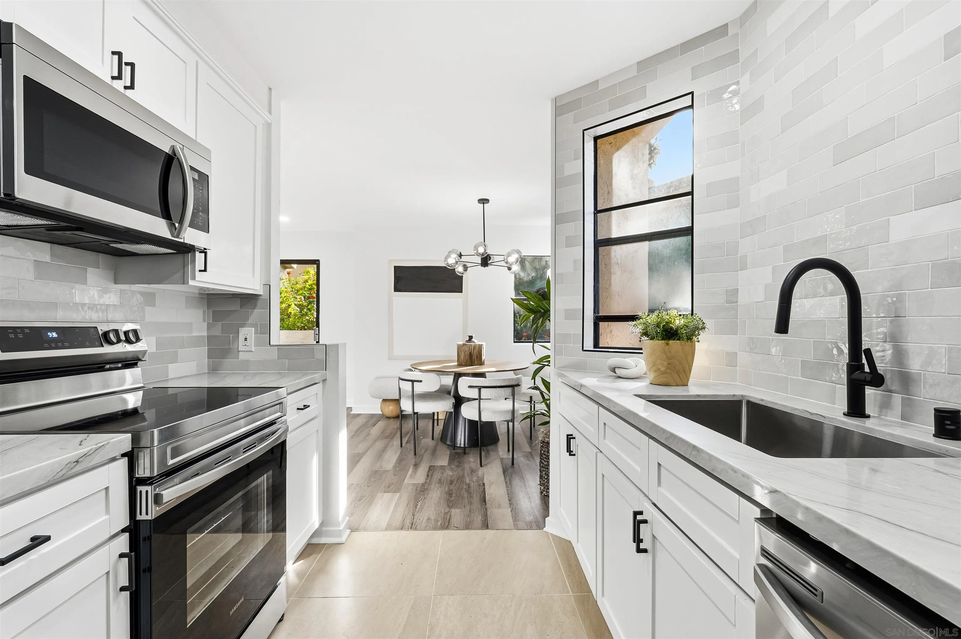 Photo #14: 2600420 Listing: Photo #14