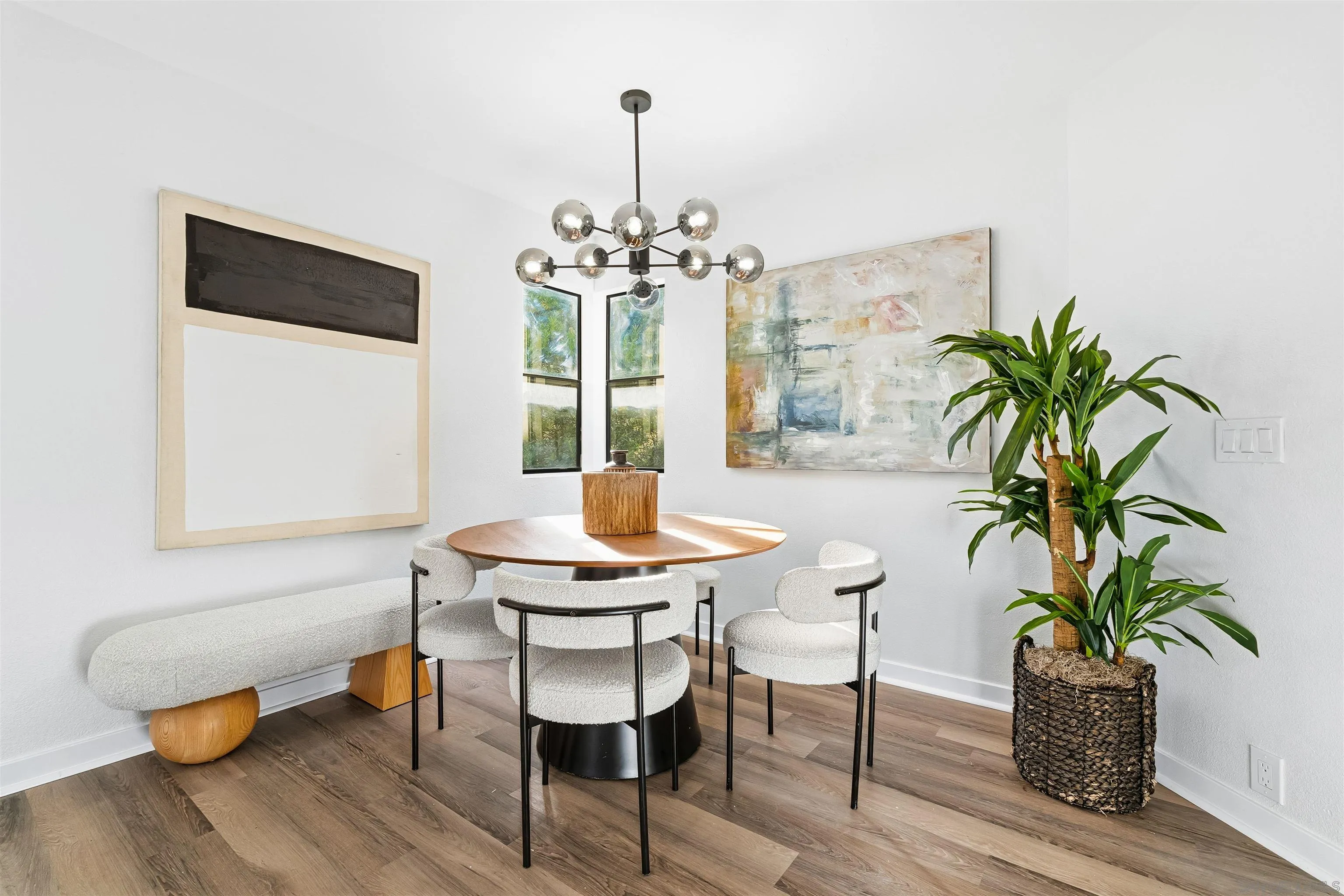 Photo #9: 2600420 Listing: Photo #9