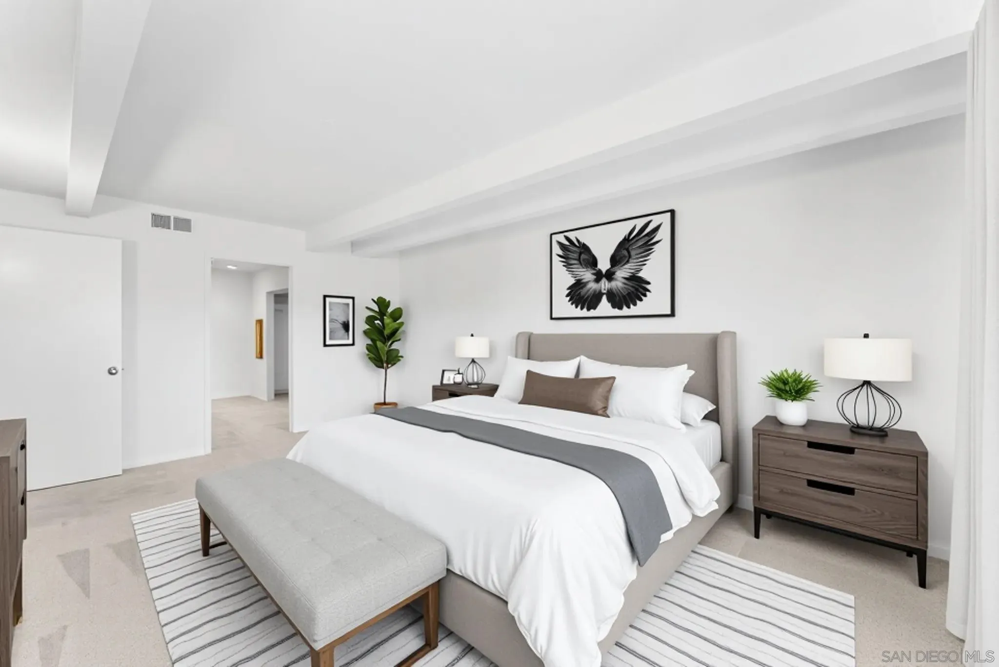 Photo #8: 2600421 Listing: Photo #8