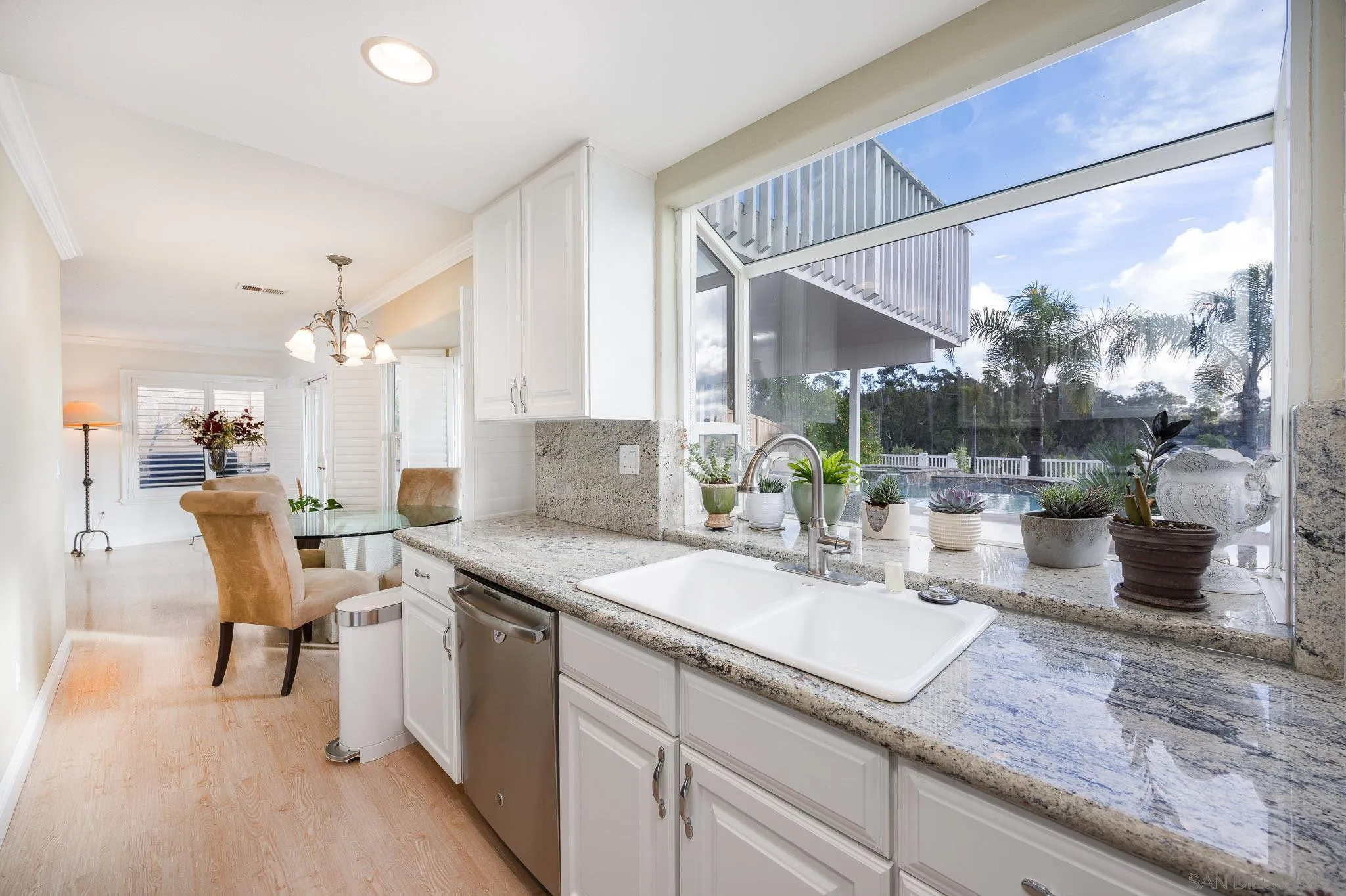 https://cdn.realtyfeed.com/cdn/127/2600423/3a18d875fd33b46dfe37234b09d5106b.webp