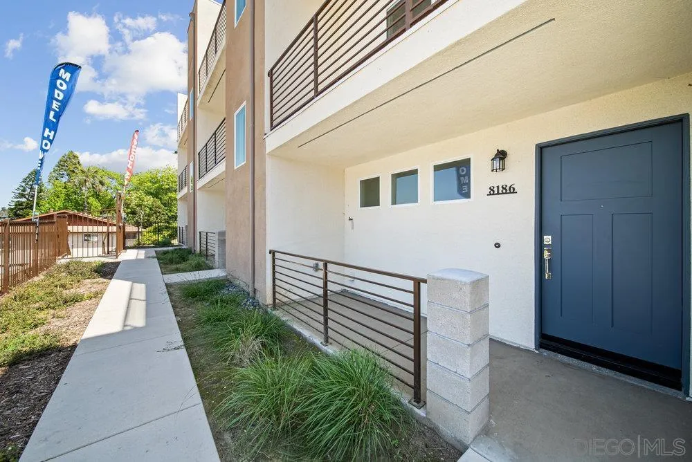 Photo #2: 2600431 Listing: Photo #2