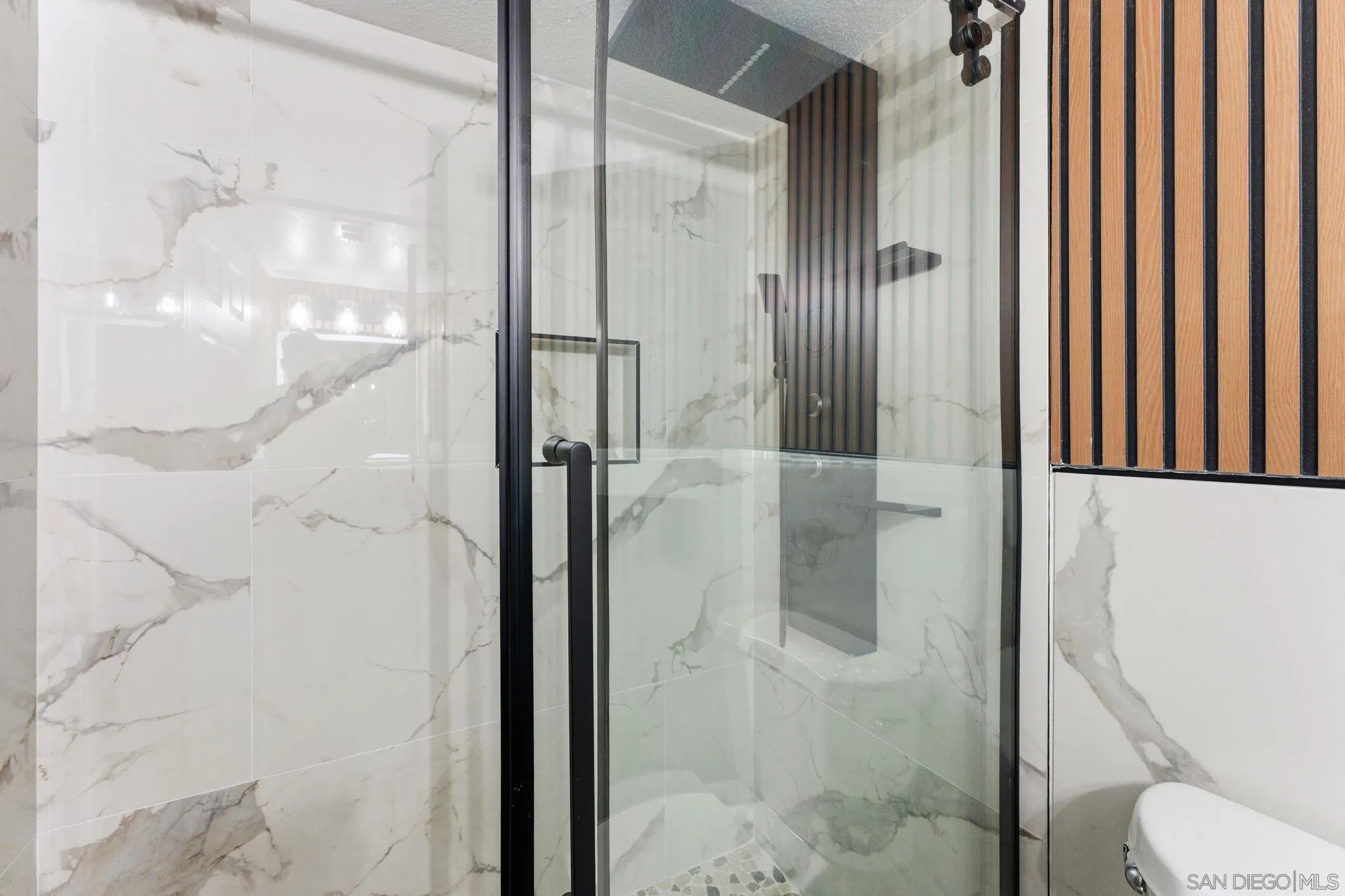 https://cdn.realtyfeed.com/cdn/127/2600432/697906ec88ff1984a9f1462a4321236f.webp