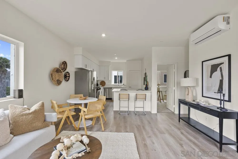 https://cdn.realtyfeed.com/cdn/127/2600442/d5fb6ac74d78b3a46ee00531c4463d4c.webp