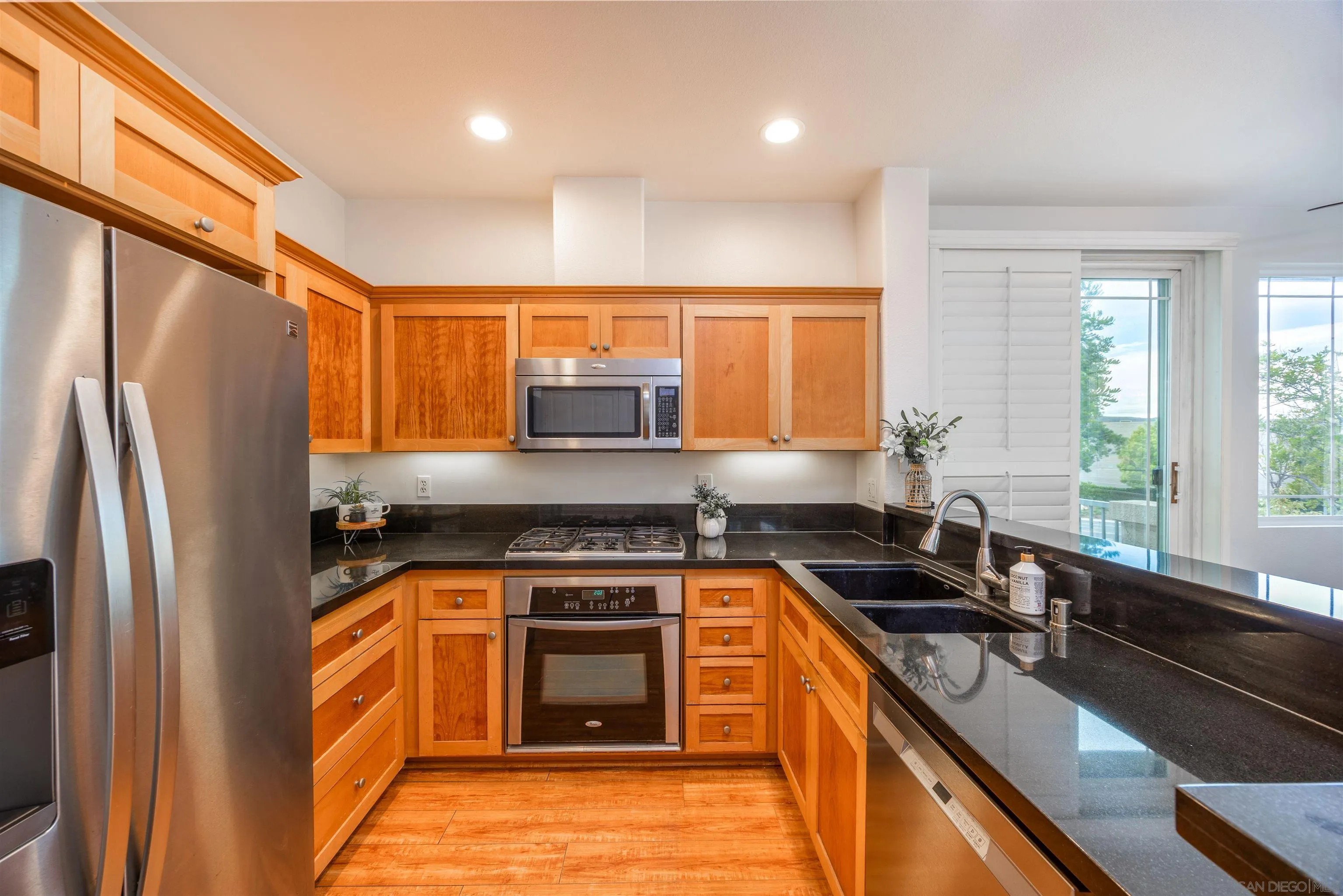 Photo #12: 2600452 Listing: Photo #12