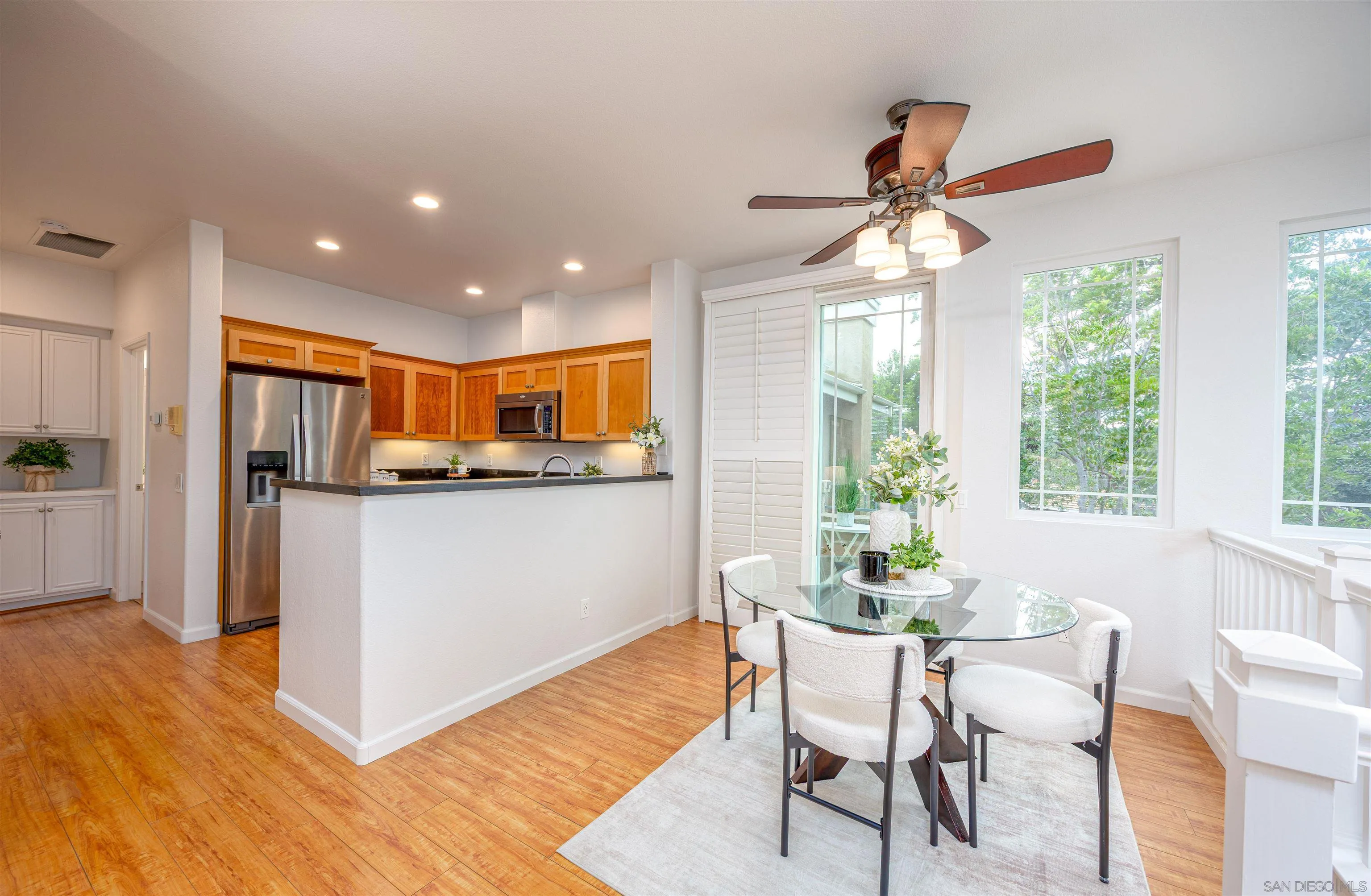 Photo #9: 2600452 Listing: Photo #9