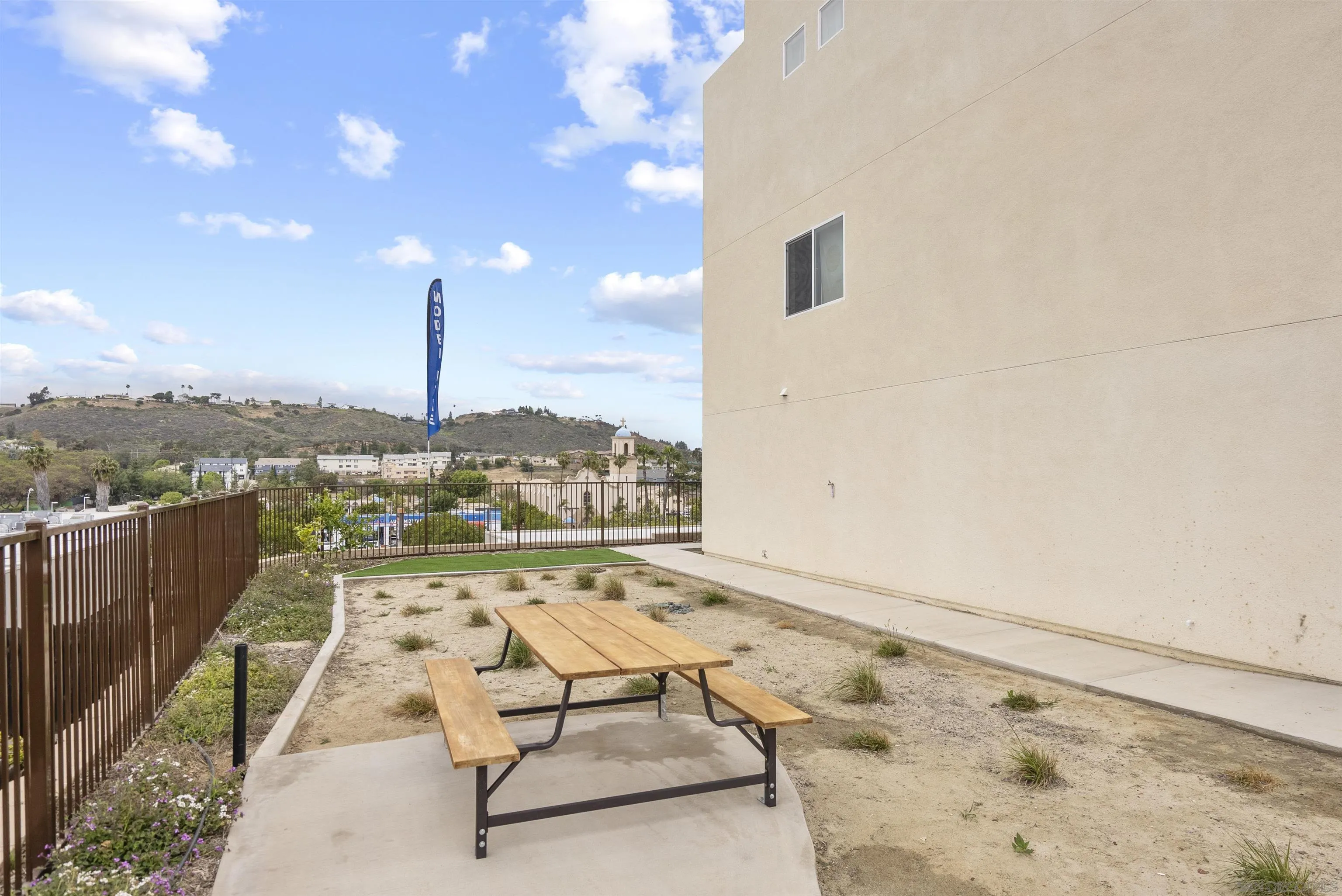 Photo #42: 2600455 Listing: Photo #42