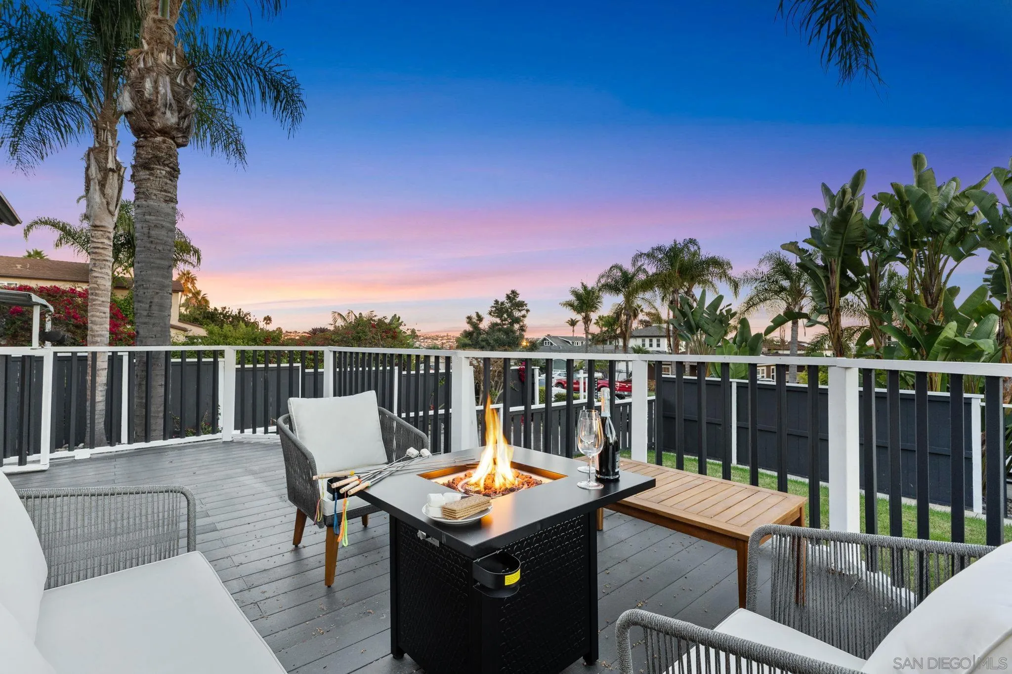 https://cdn.realtyfeed.com/cdn/127/2600462/cfc93011a9522fb20a58bab785407a15.webp