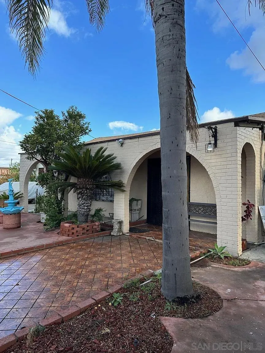 1903 A Ave, National City, CA 91950