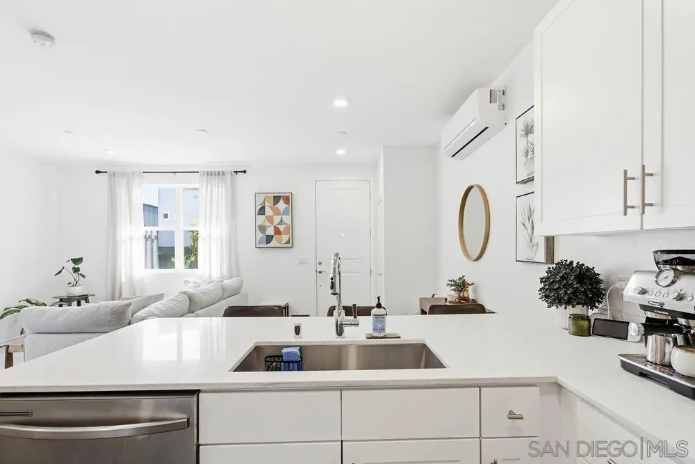 Photo #10: 2600470 Listing: Photo #10